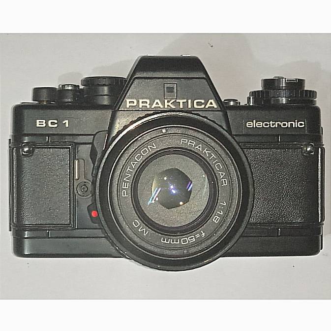 50mm دوربین آنالوگ 135پراکتیکا ولتر F1/8 BC1