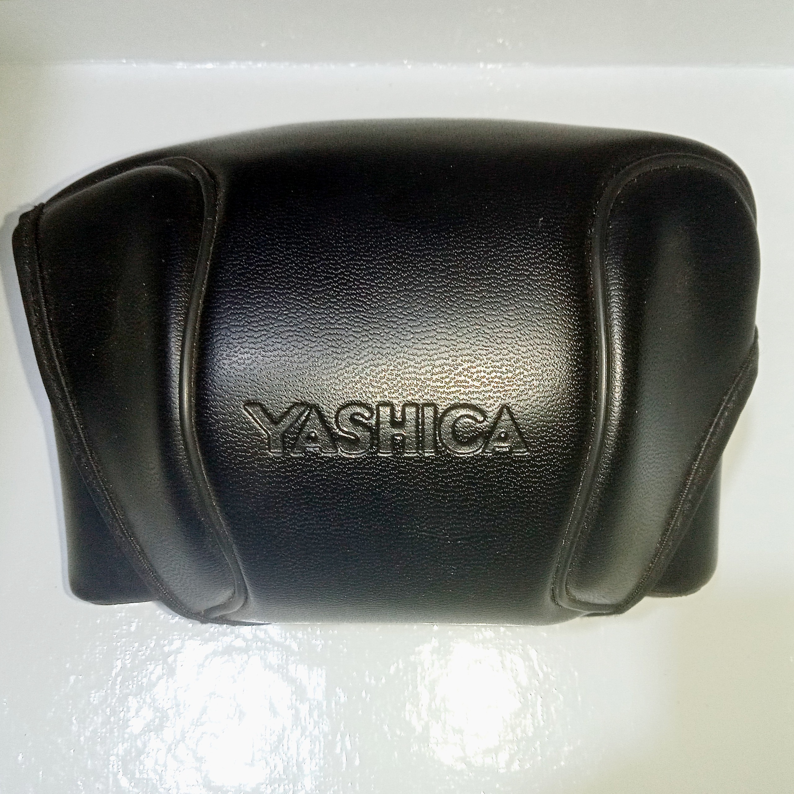 کیف اصلی دوربین یاشیکا MF2