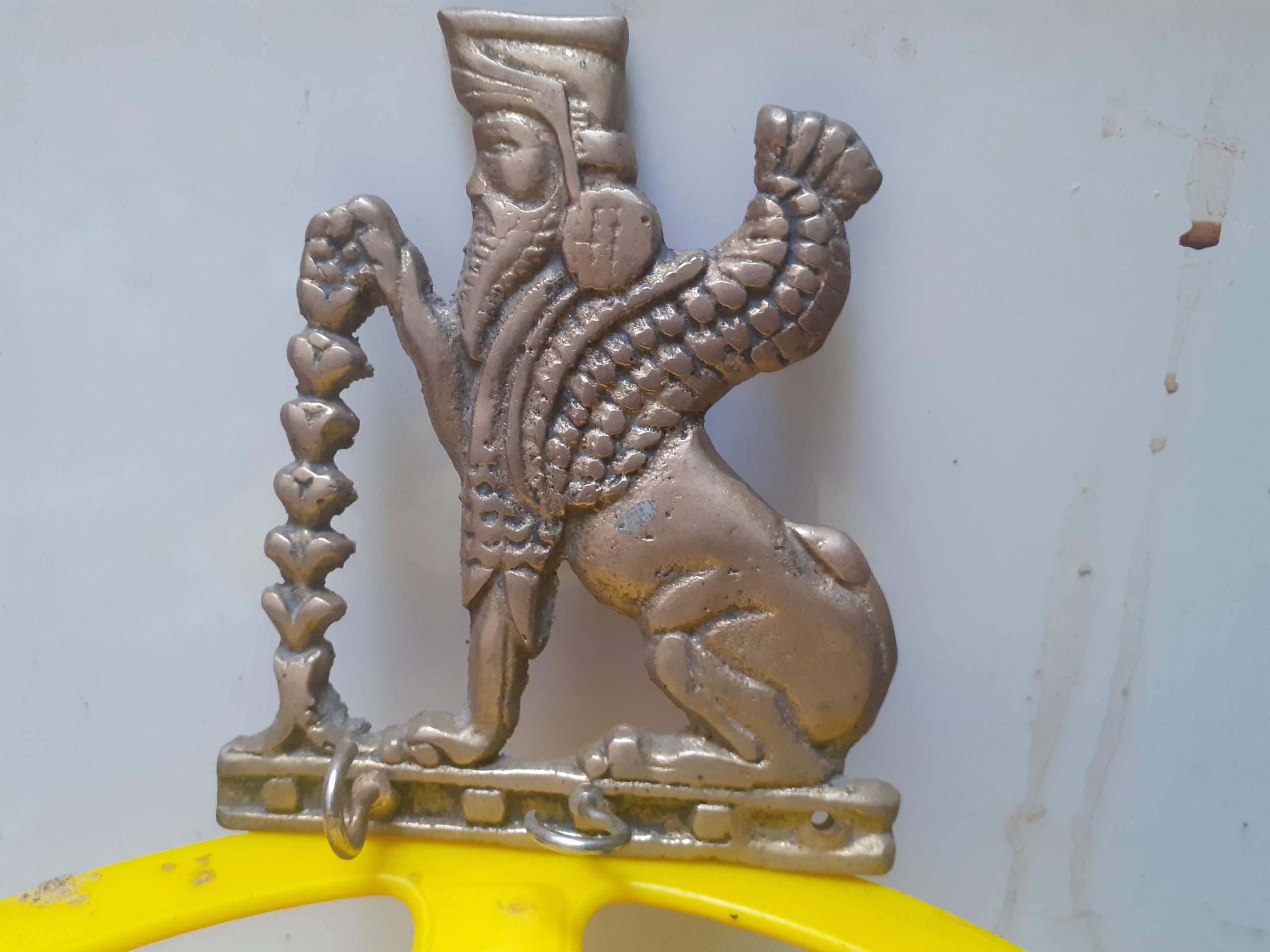 جاکلیدی برنزی طرح هخامنش مطابق تصویر