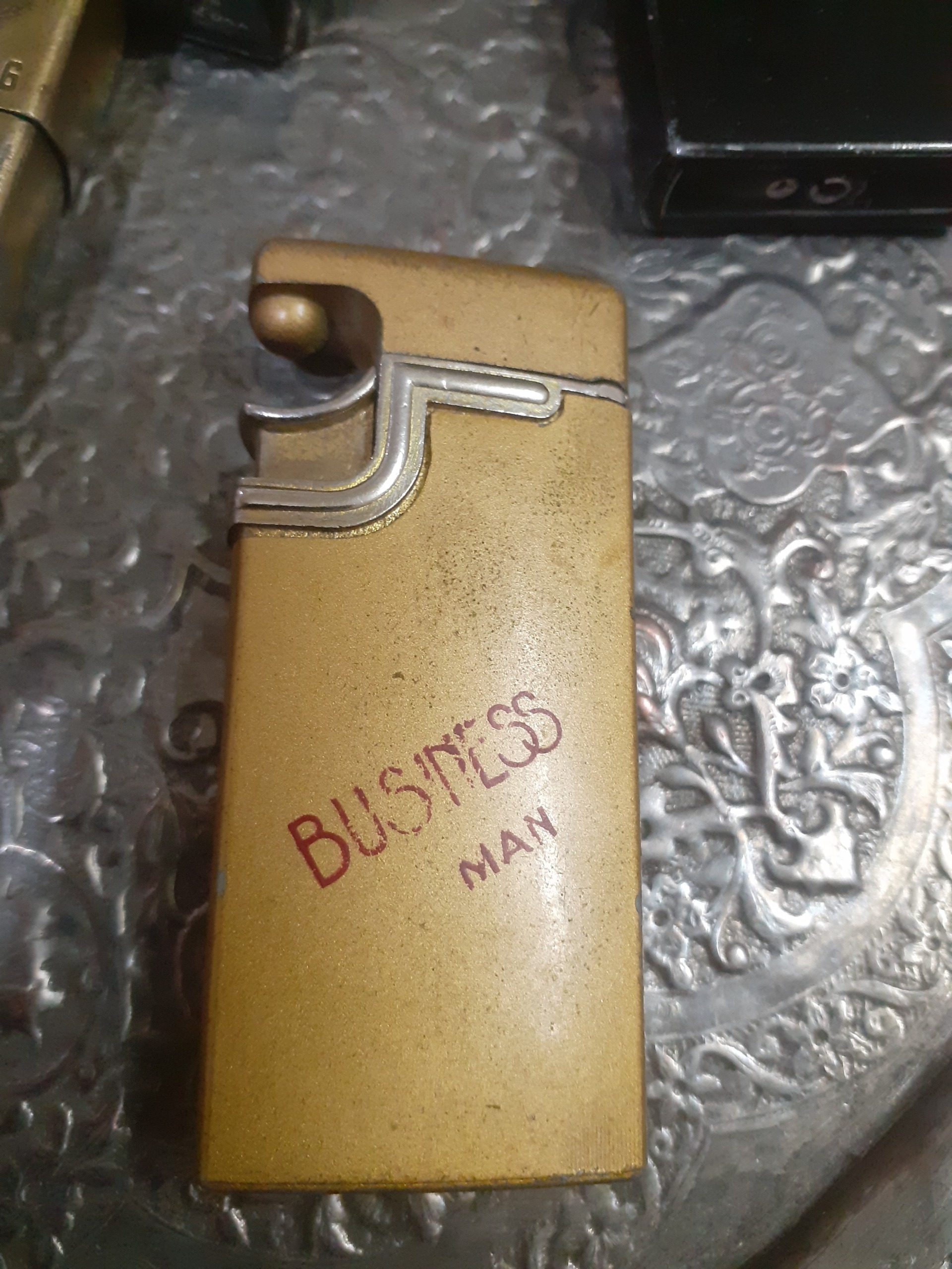 فندک ژاپنی کمیاب ومناسب کلکسیونرها