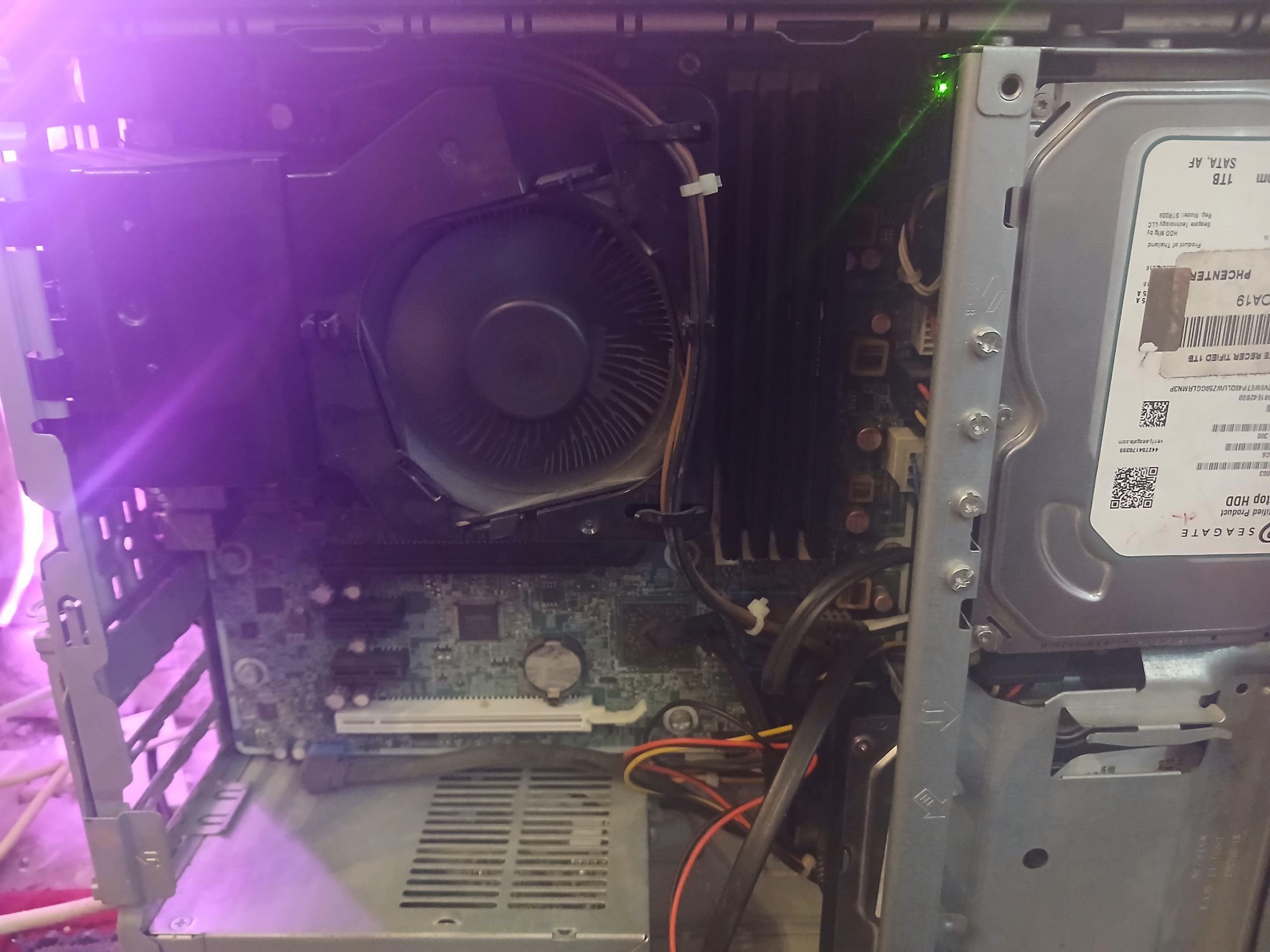 کیس و مانتیور تاچ لمسی hp