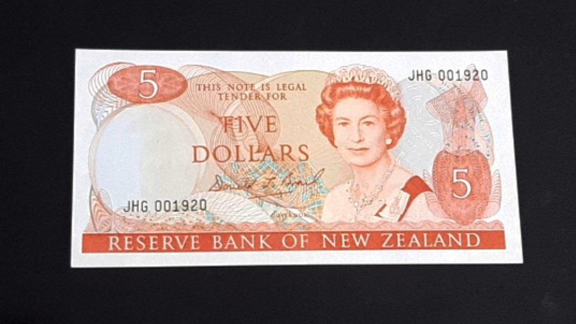 تک بانکی 5 دلار نیوزلند نیوزیلند کاغذی ملکه