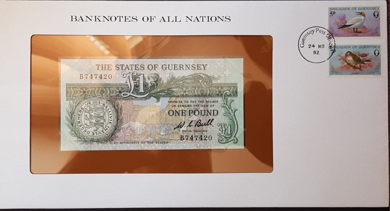 فولدر 1 پوند گرونزی گرنزی سری اول 1980 همراه تمبر