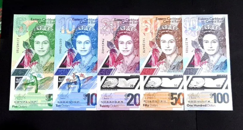 فول ست بانکی 5-100 دلار کارائیب شرقی ملکه پلیمری