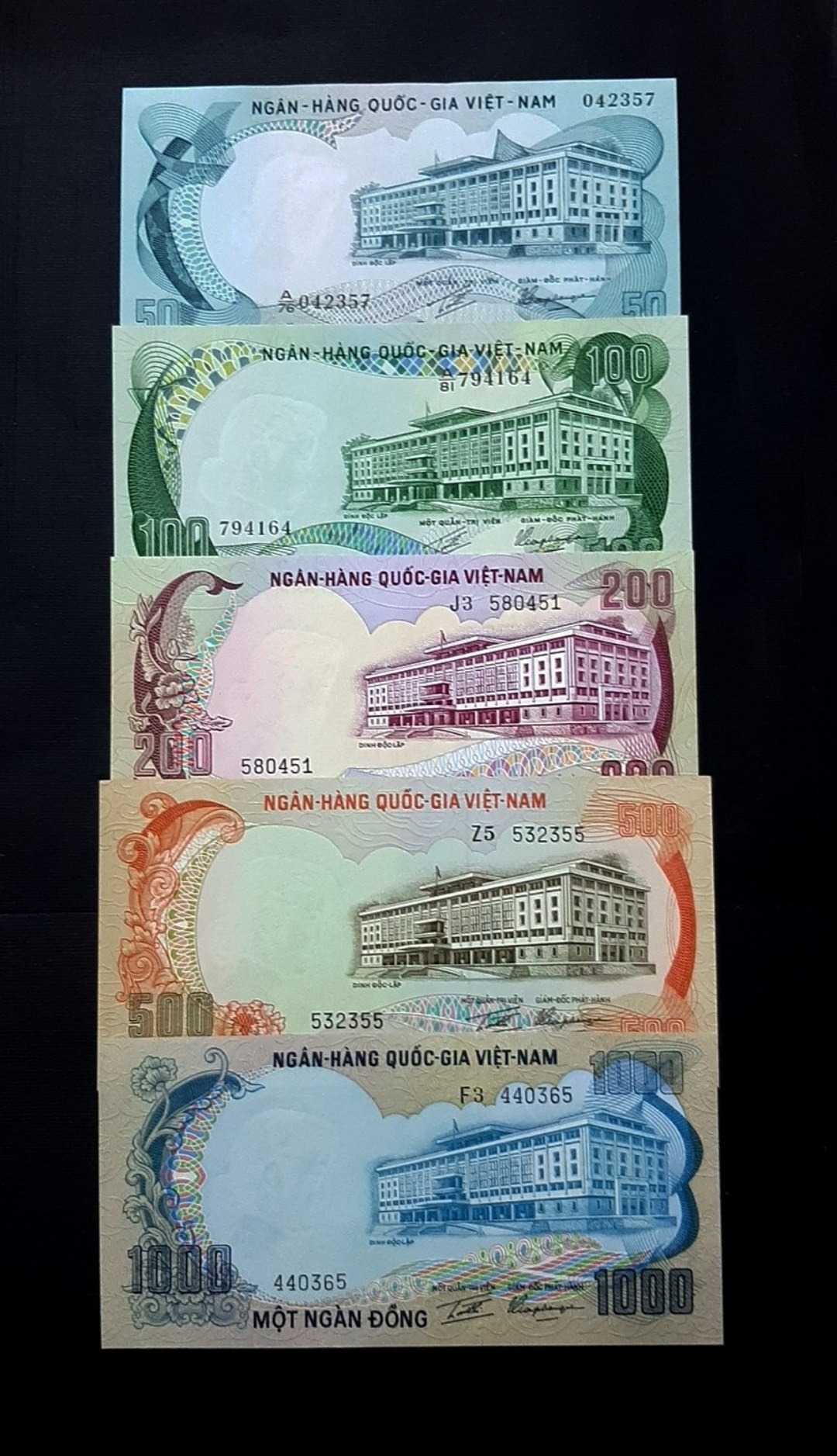 ست 5 برگ بانکی ویتنام جنوبی 1972 کلاسیک توضیح