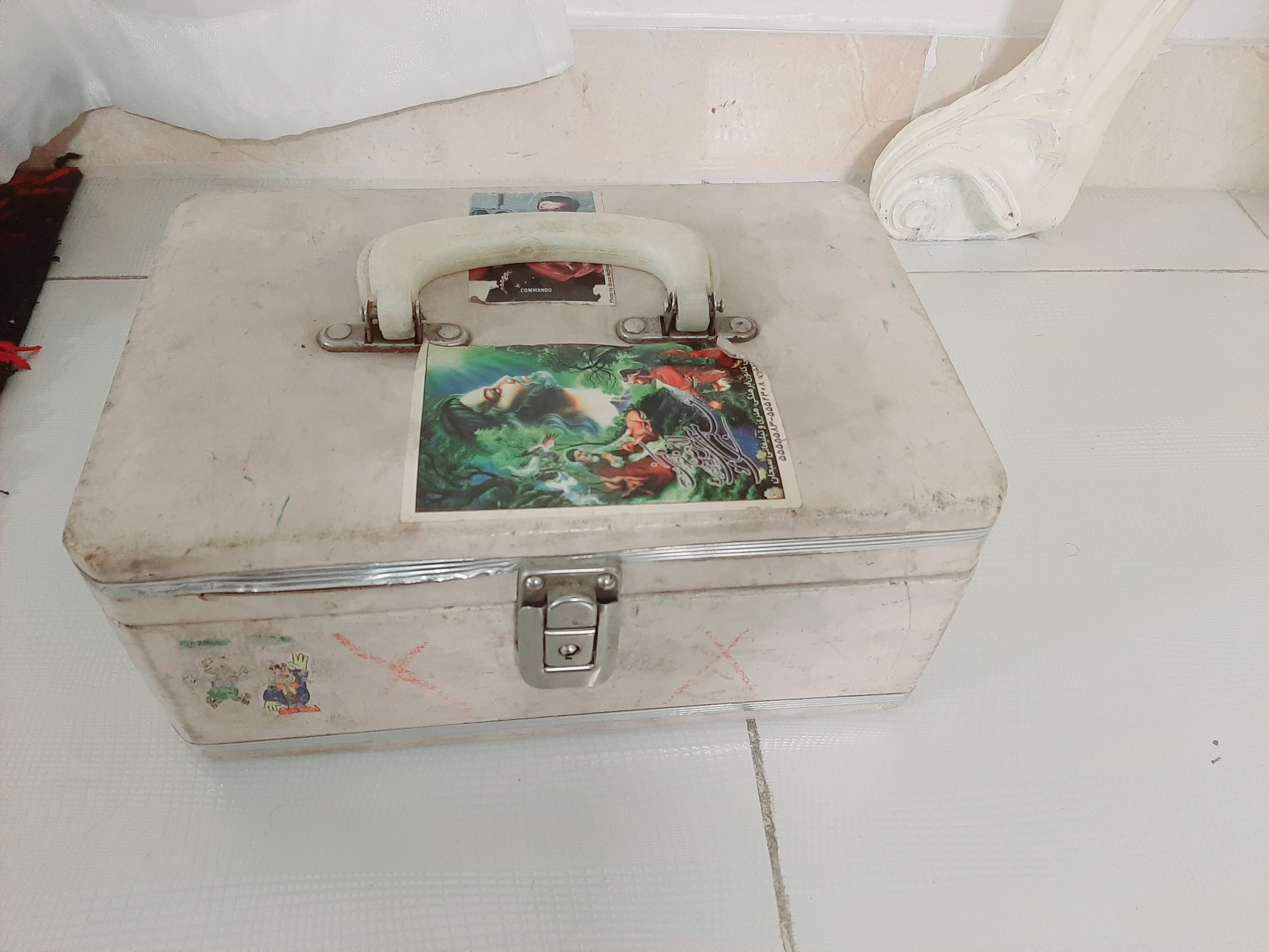 جعبه آرایشی قدیمی