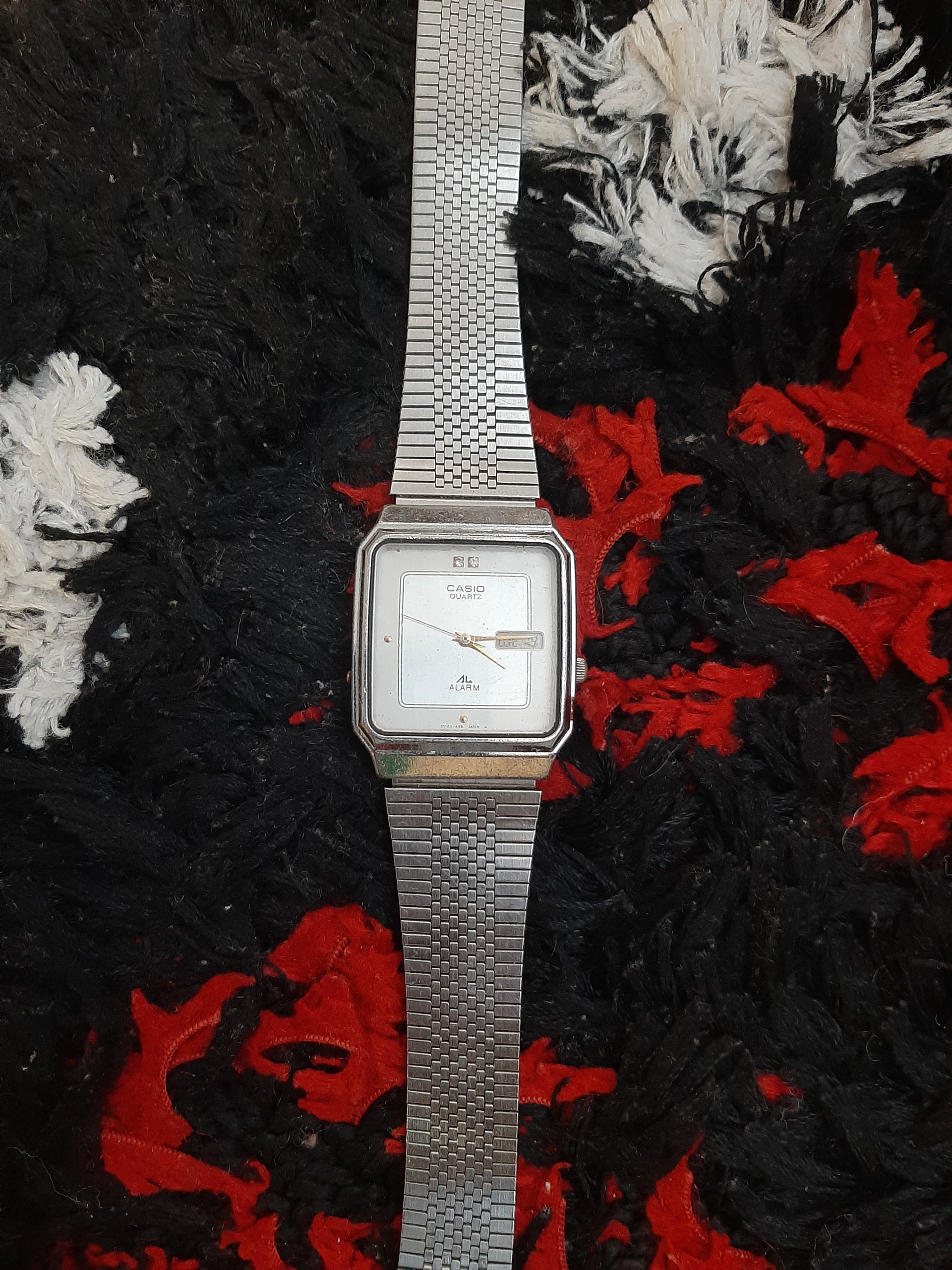 ساعت مچی کاسیو دو زمانه اصل و قدیمی زنگ دار