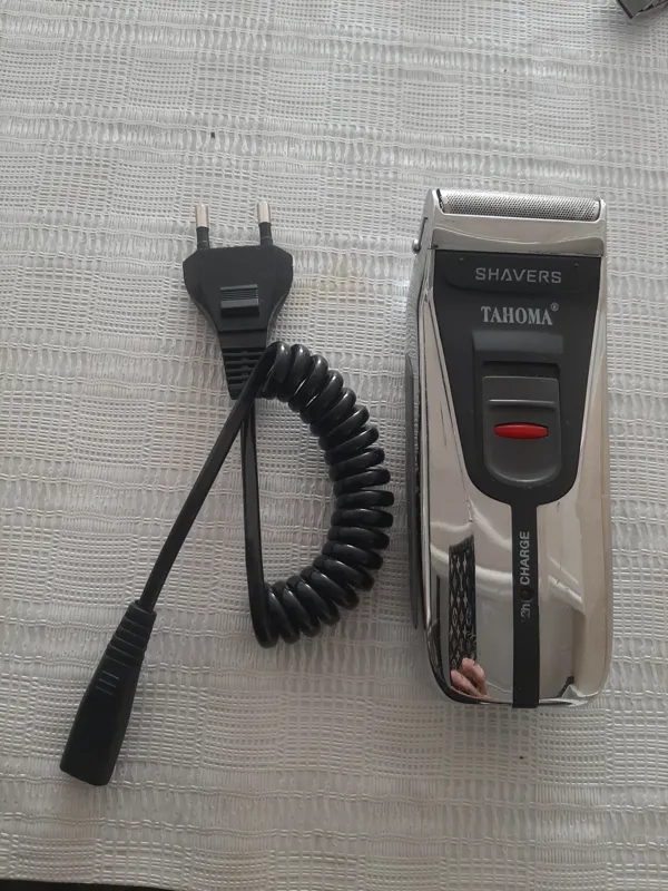 ماشین اصلاح صورت از مکه خریداری شده