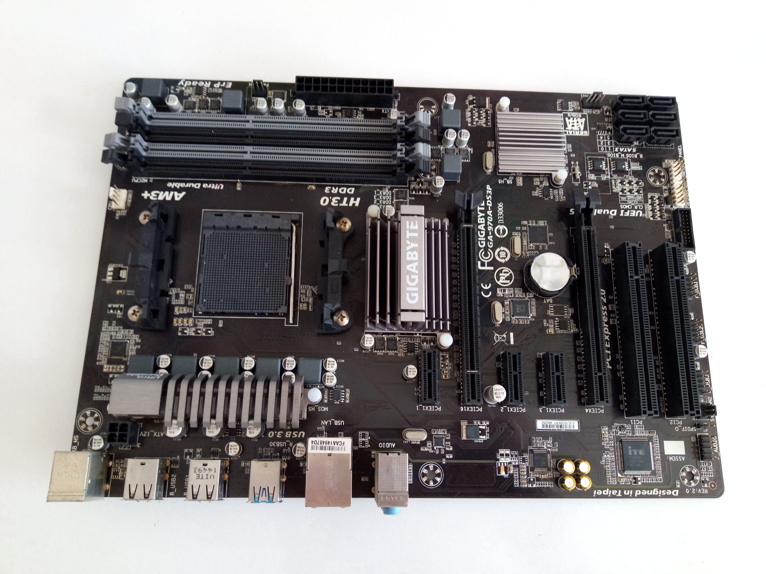 GIGABYTE 970A - DS3P