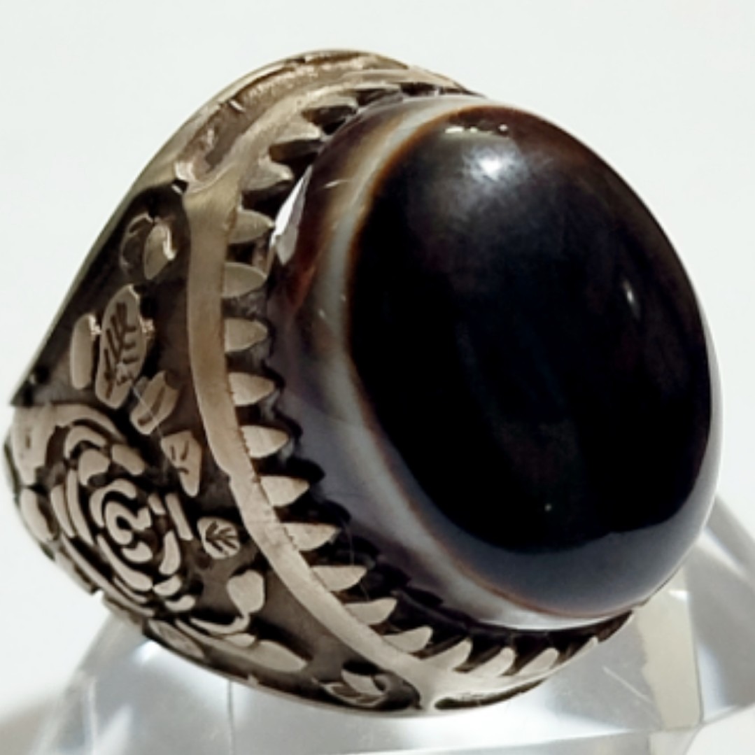 انگشتر تماشای باباغوری طوقدار رکاب هنرمندانه