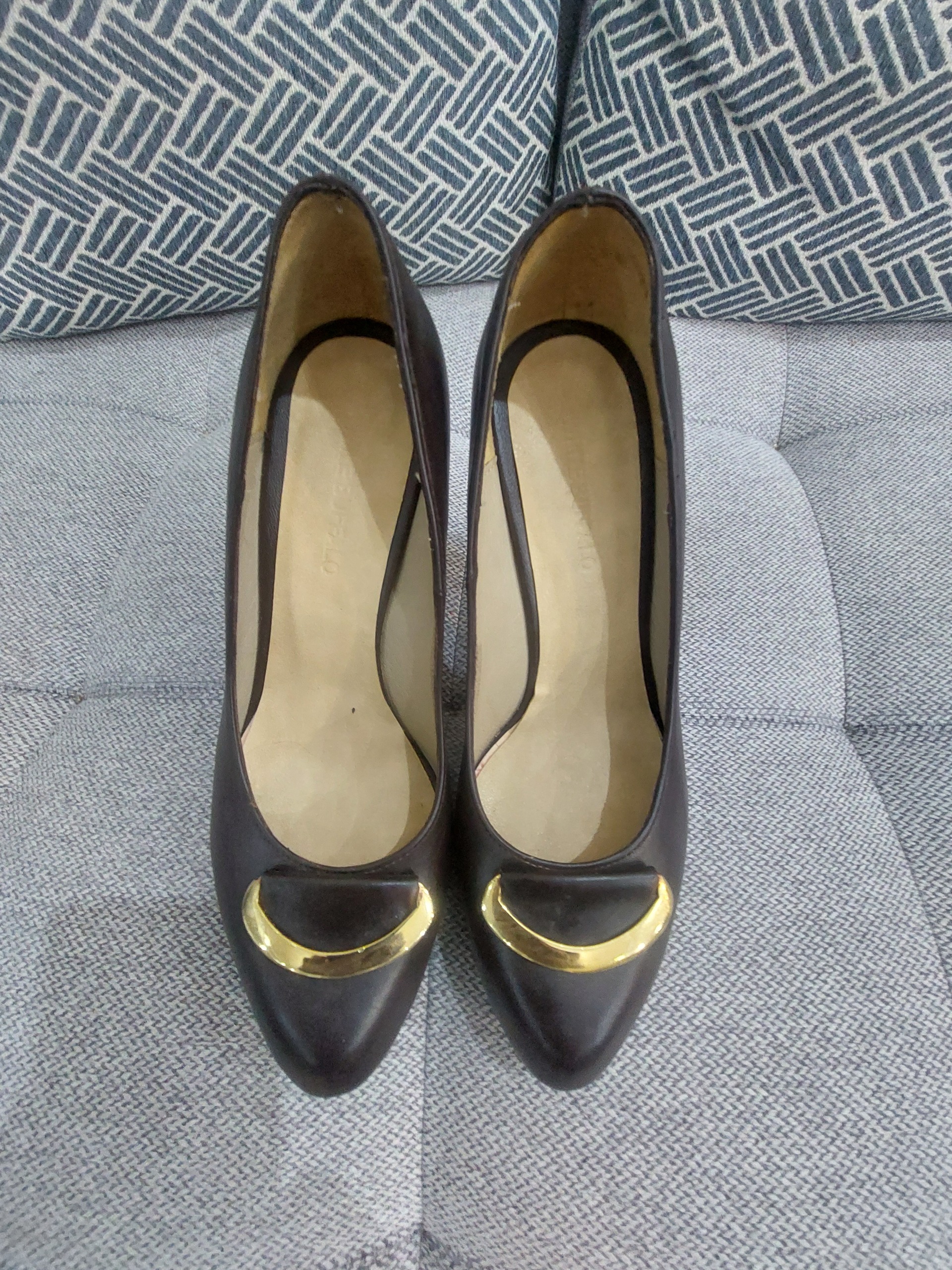 کفش پاشنه بلند زنانه مجلسی چرم خارجی