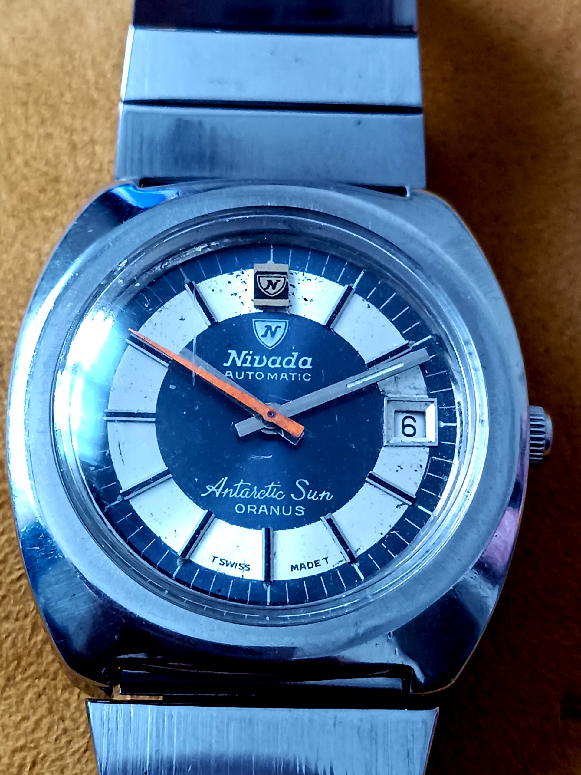 ساعت نیوادا nivada