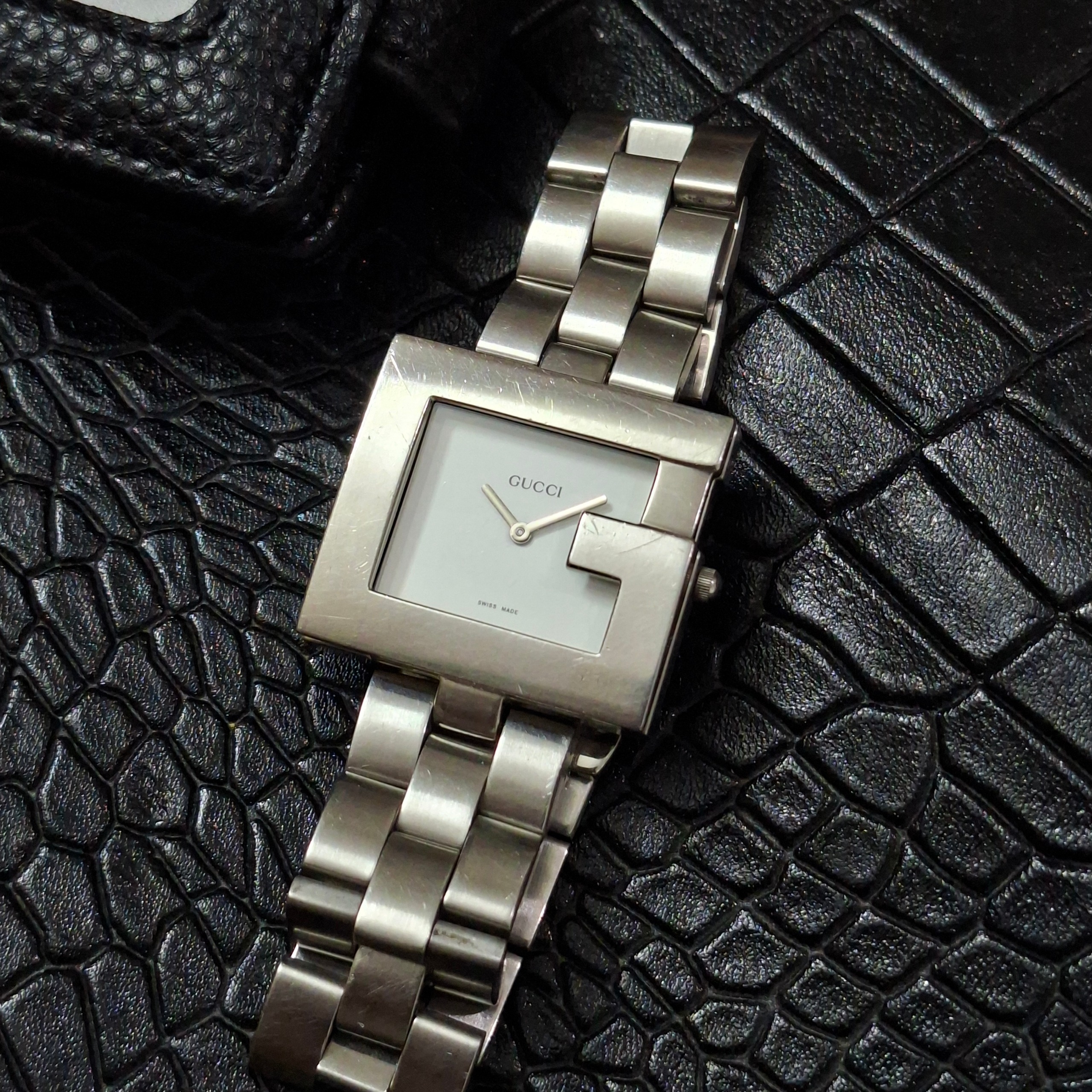 ساعت گوچی لاکچری