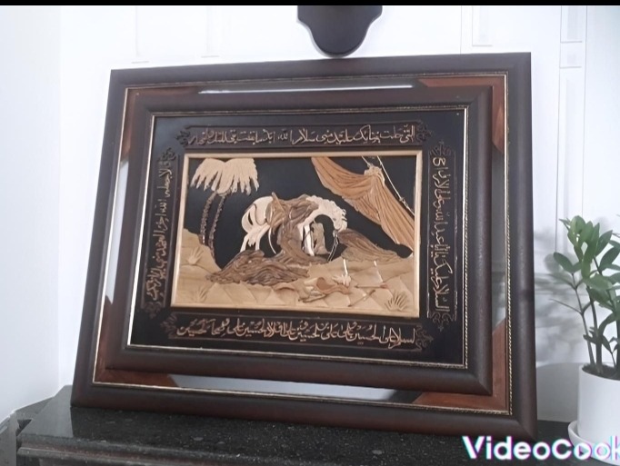 تابلو معرق چوب عصر عاشورا استاد فرشچیان
