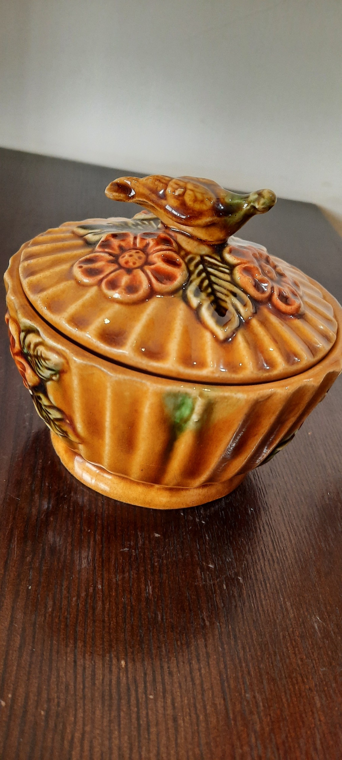 شکلات خوری سرامیکی قدیمی