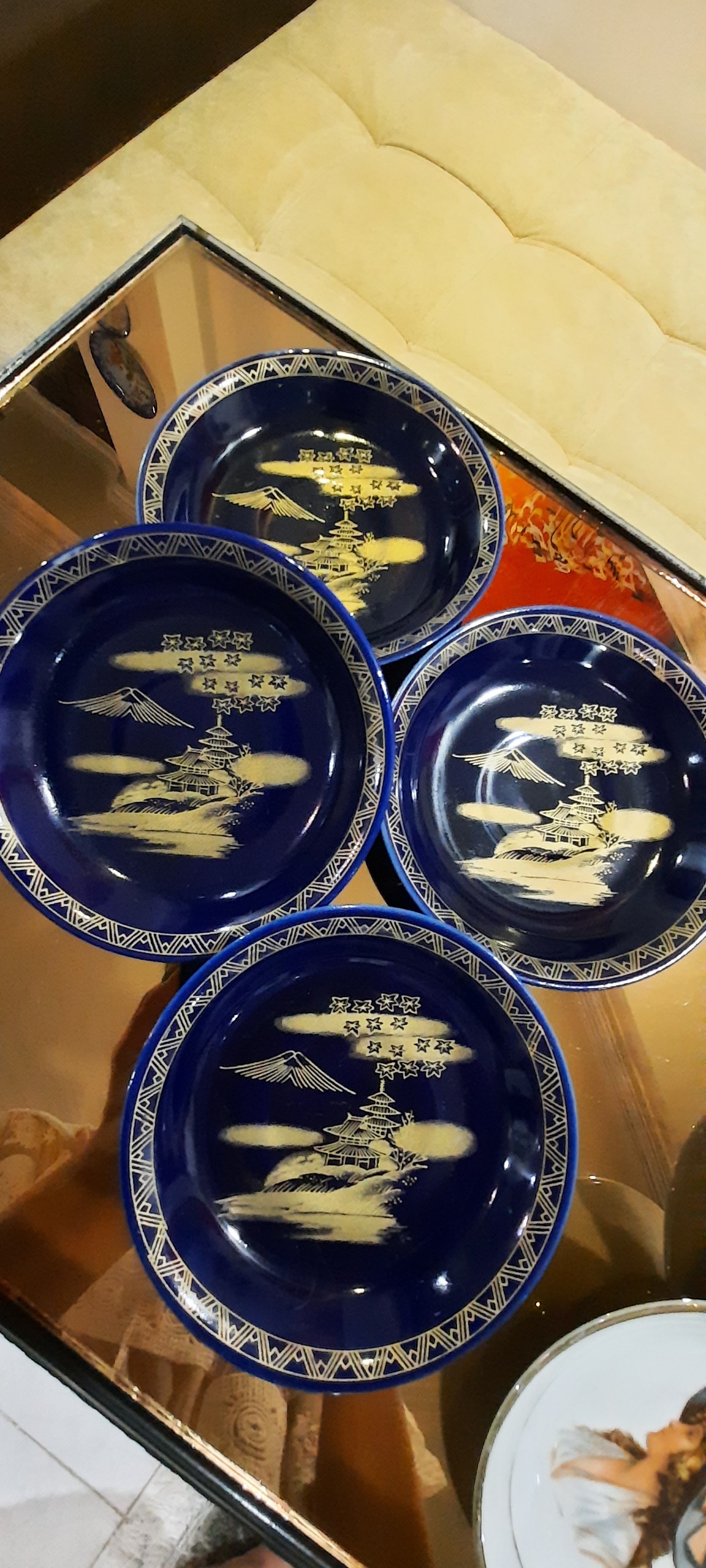 5عدد نعلبکی قدیمی مارک چین