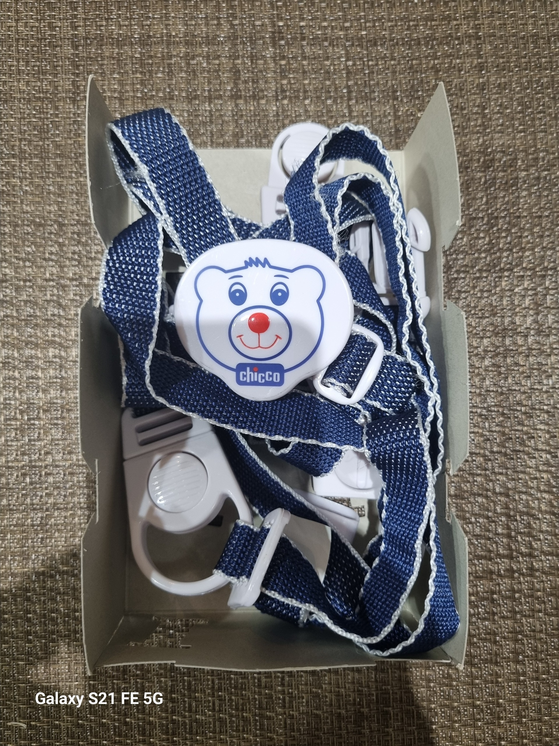 کمربند نگهدارنده کودک چیکو