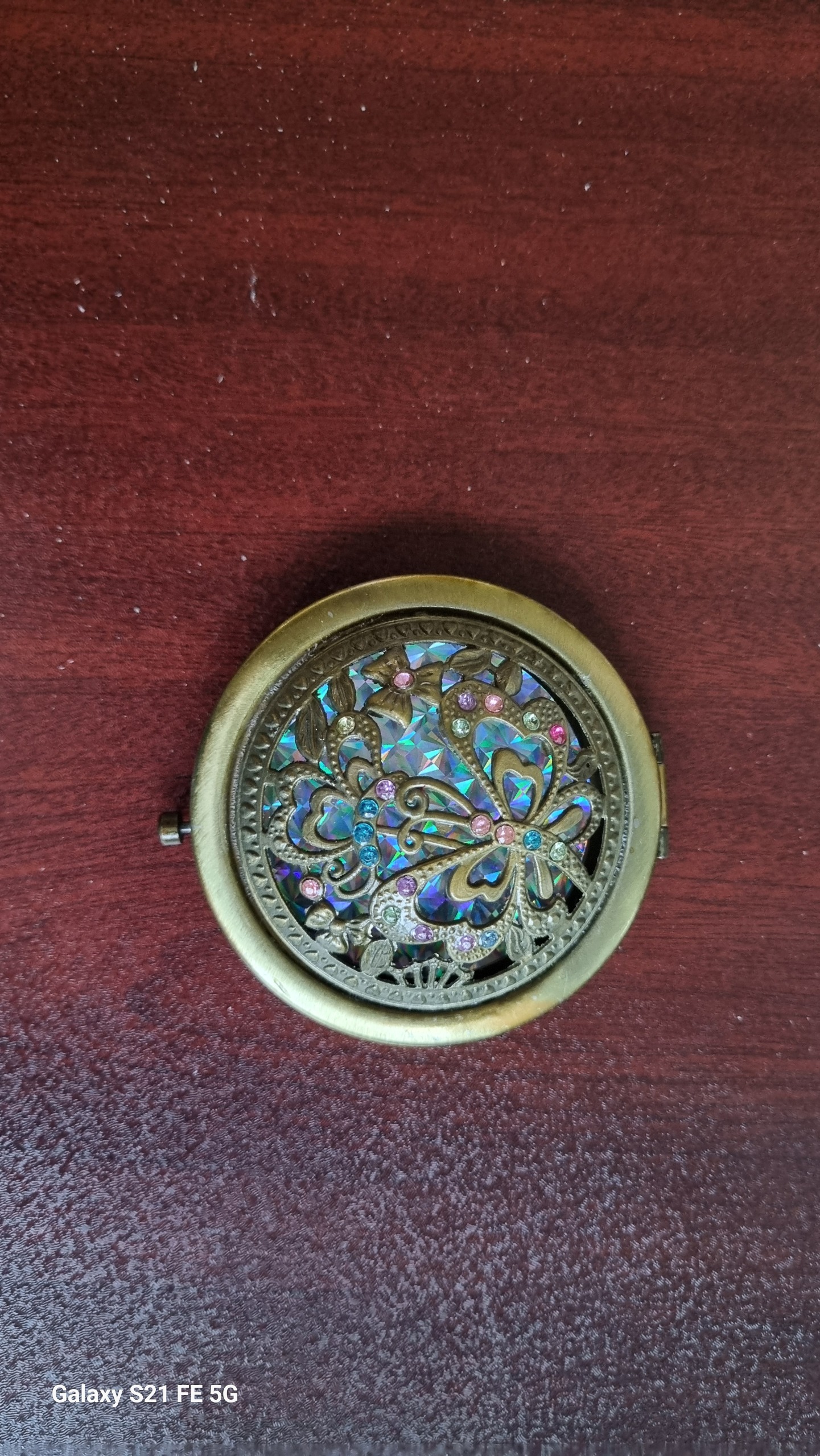 آینه برنجی نگین کاری