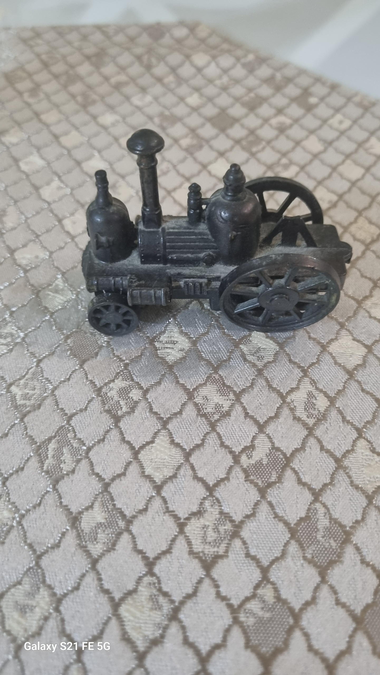 مداد تراش قدیمی ماشین بخار