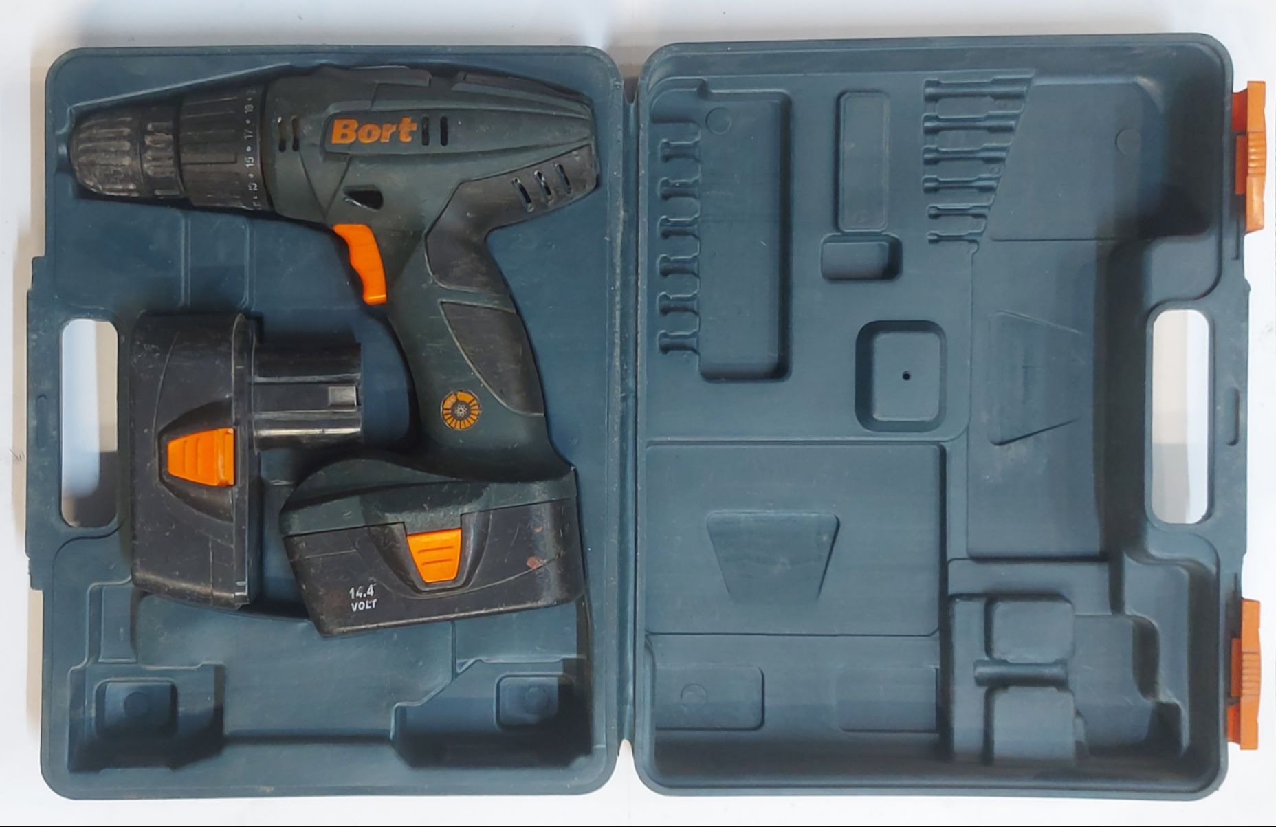 دریل شارژی نایاب و کلکسیونی 14 ولت Bort قدیمی