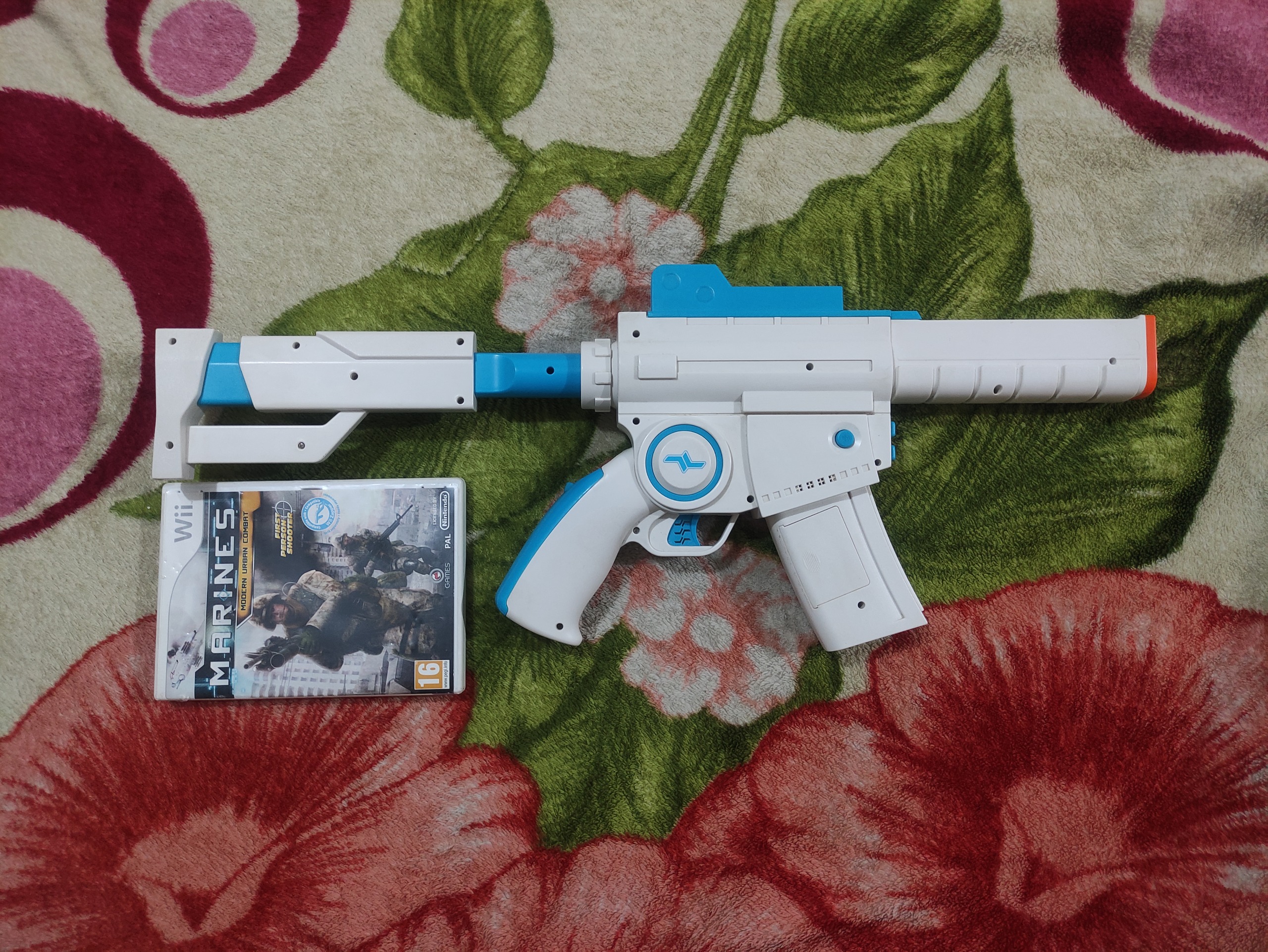تفنگ nintendo wii با بازی مخصوصش
