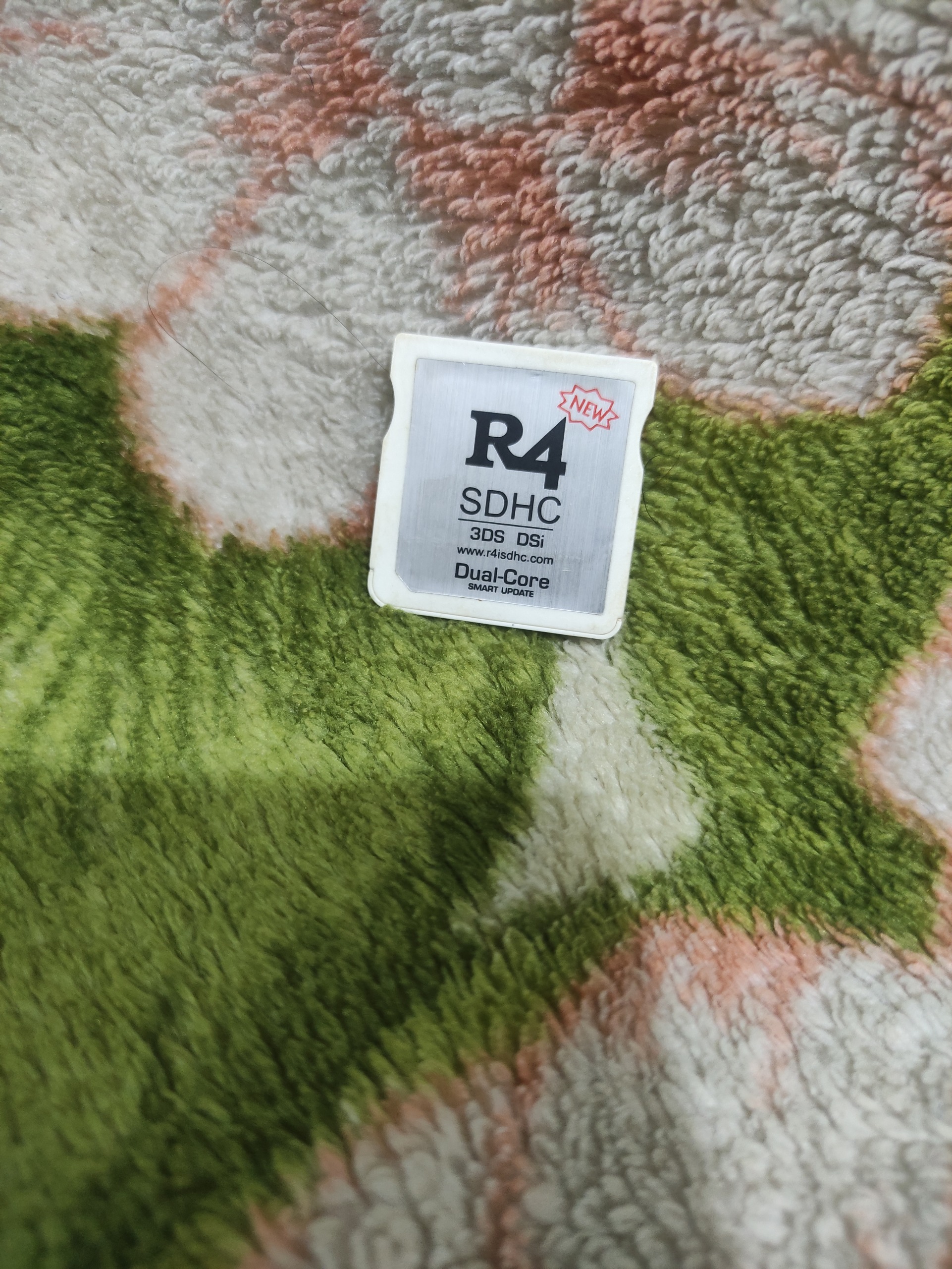 قطعه r4 dual core nintendo dsi
