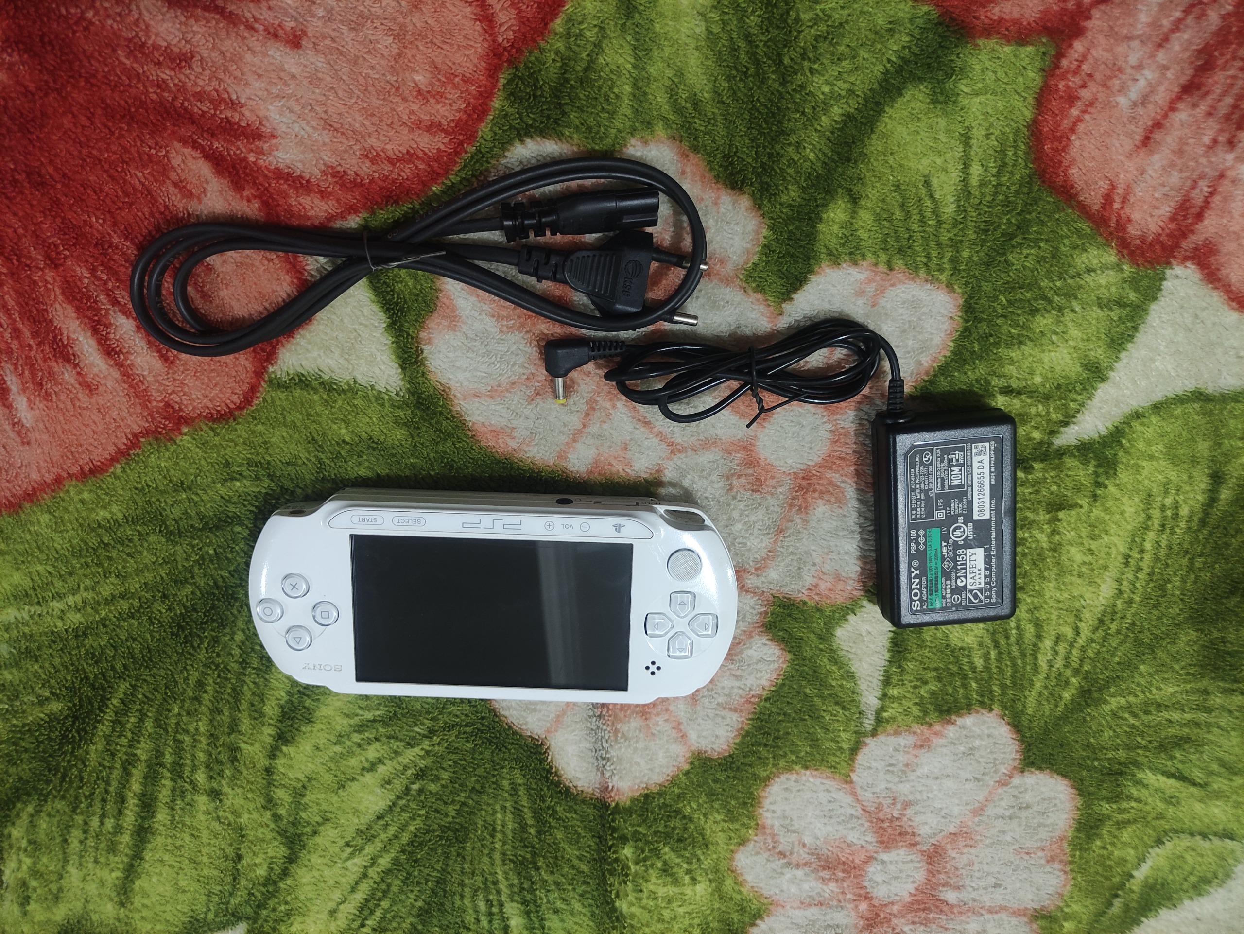 کنسول psp street سفید