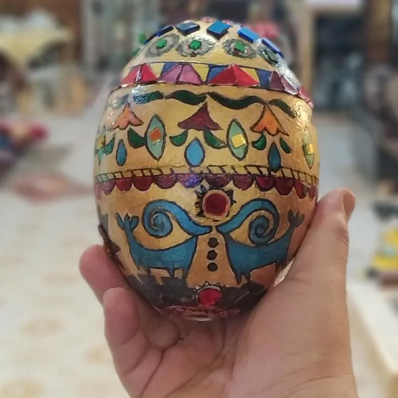 تخم شترمرغ هنری