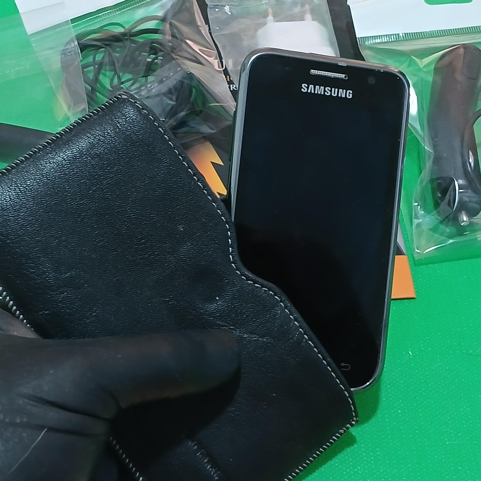 فوق کلکسیونی سامسونگ گلکسی s بی مشابه