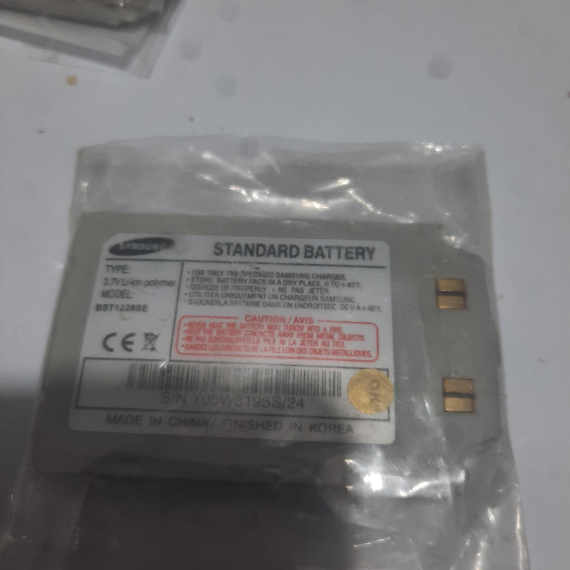 باتری اورجینال سامسونگ قدیمی t400