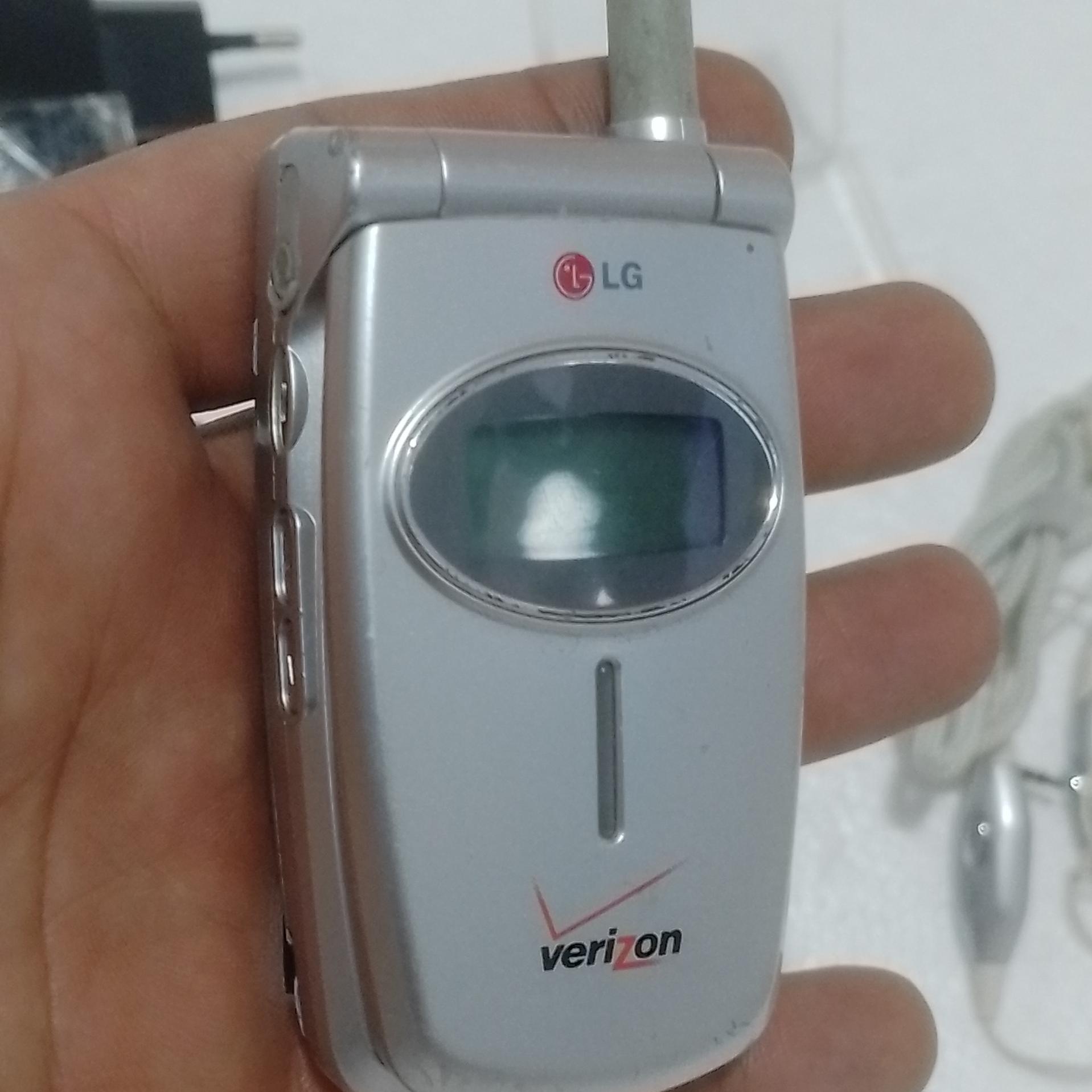 سوپرکلکسیونی تاشو الجی vx10 نایاب