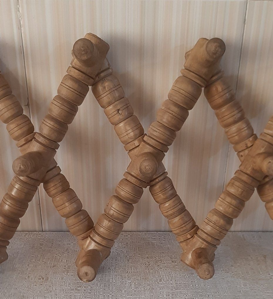 چوب لباسی قدیمی