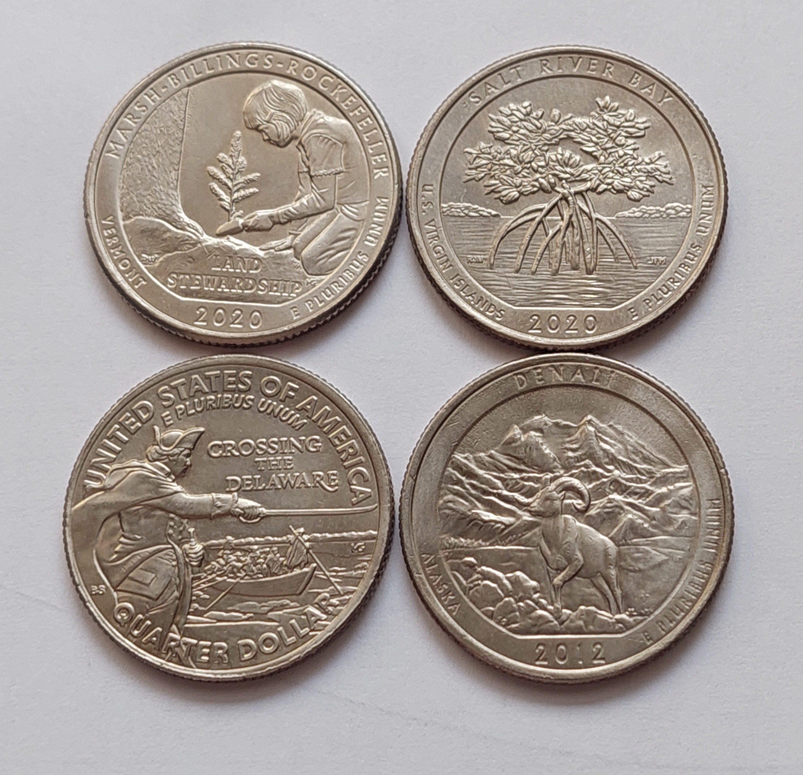 4 عدد کوارتر آمریکا باهم
