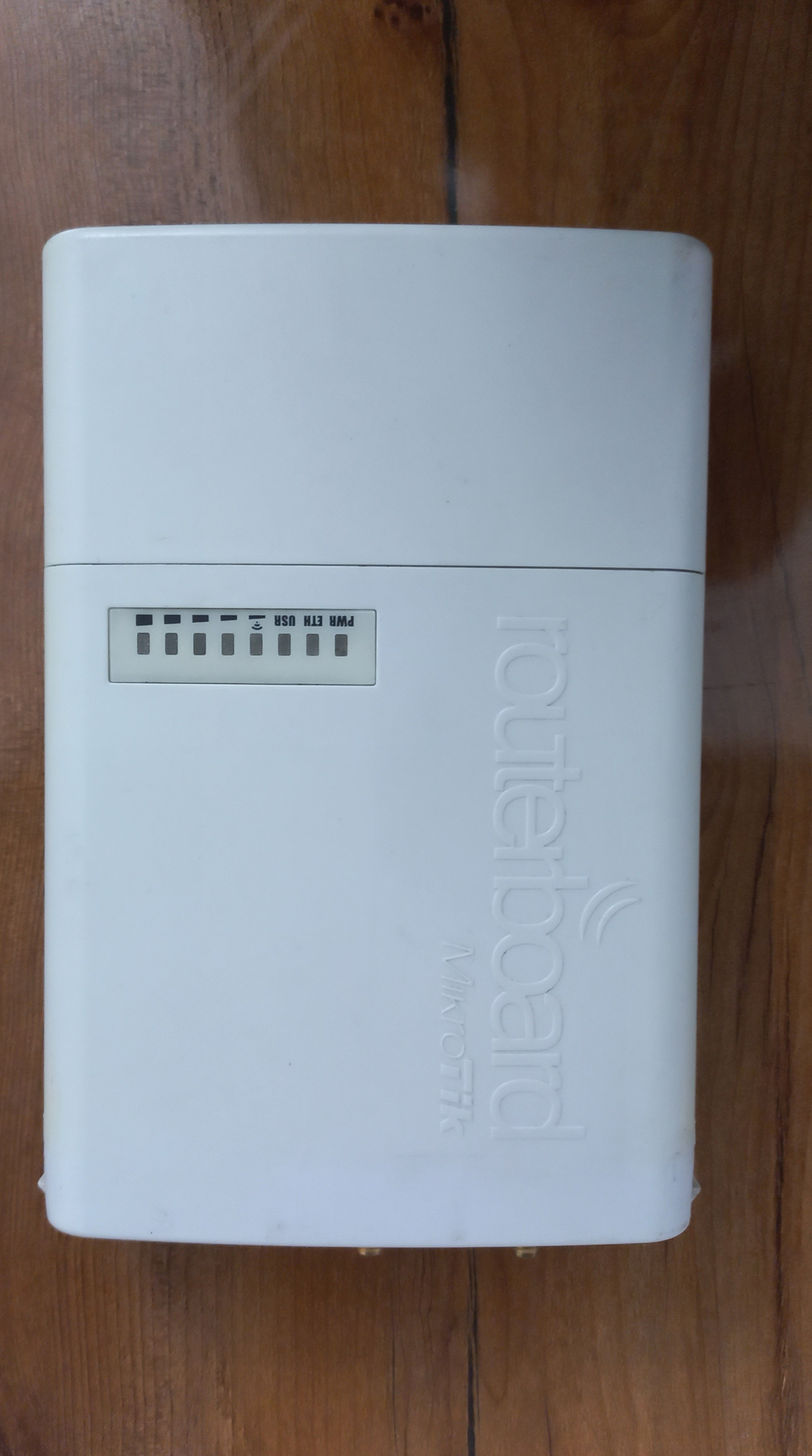 اکسس پوینت میکروتیک مدل BaseBox 5