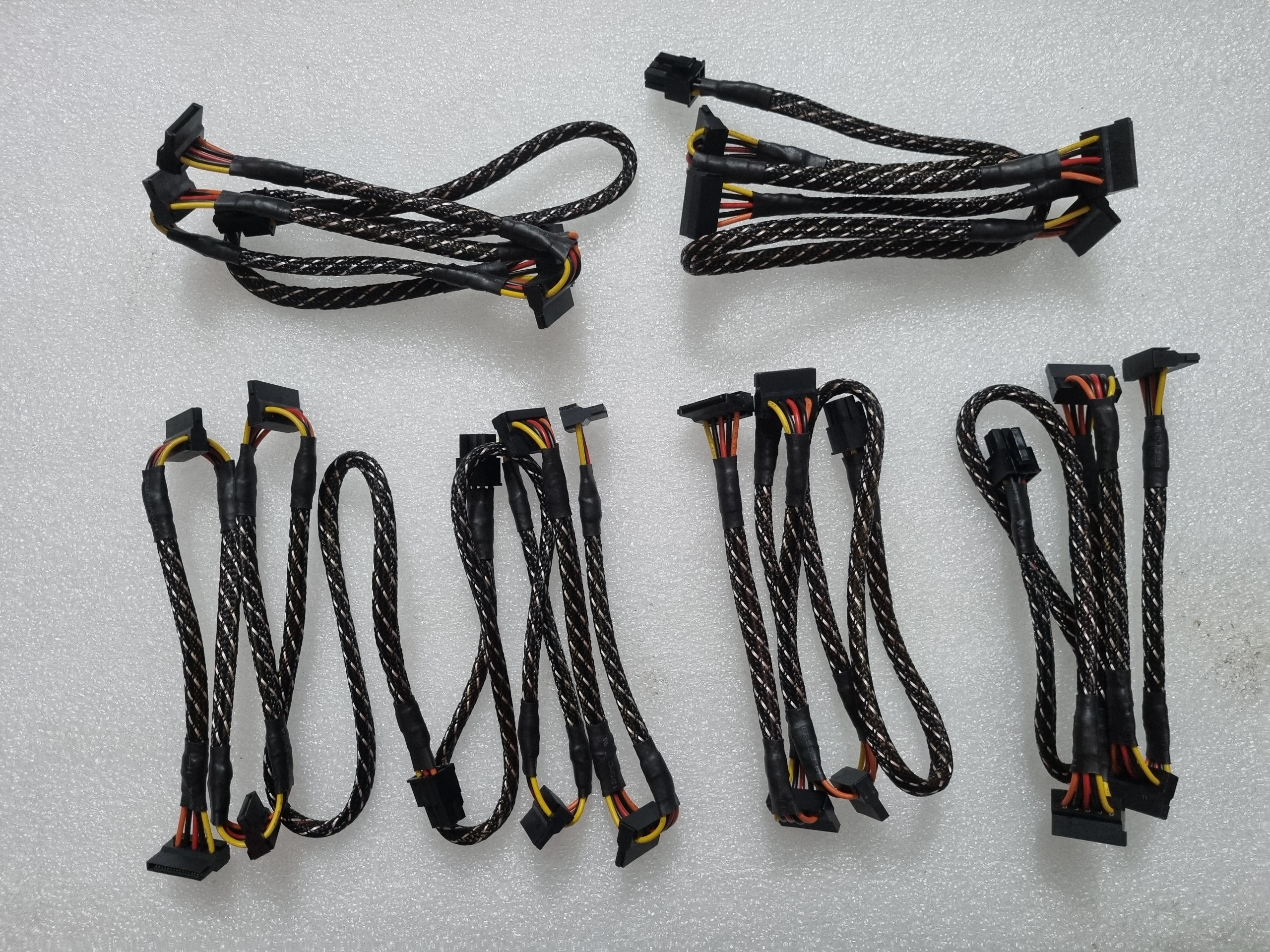 کابل ماژولار برق SATA پاورگرین 1035 و 1235