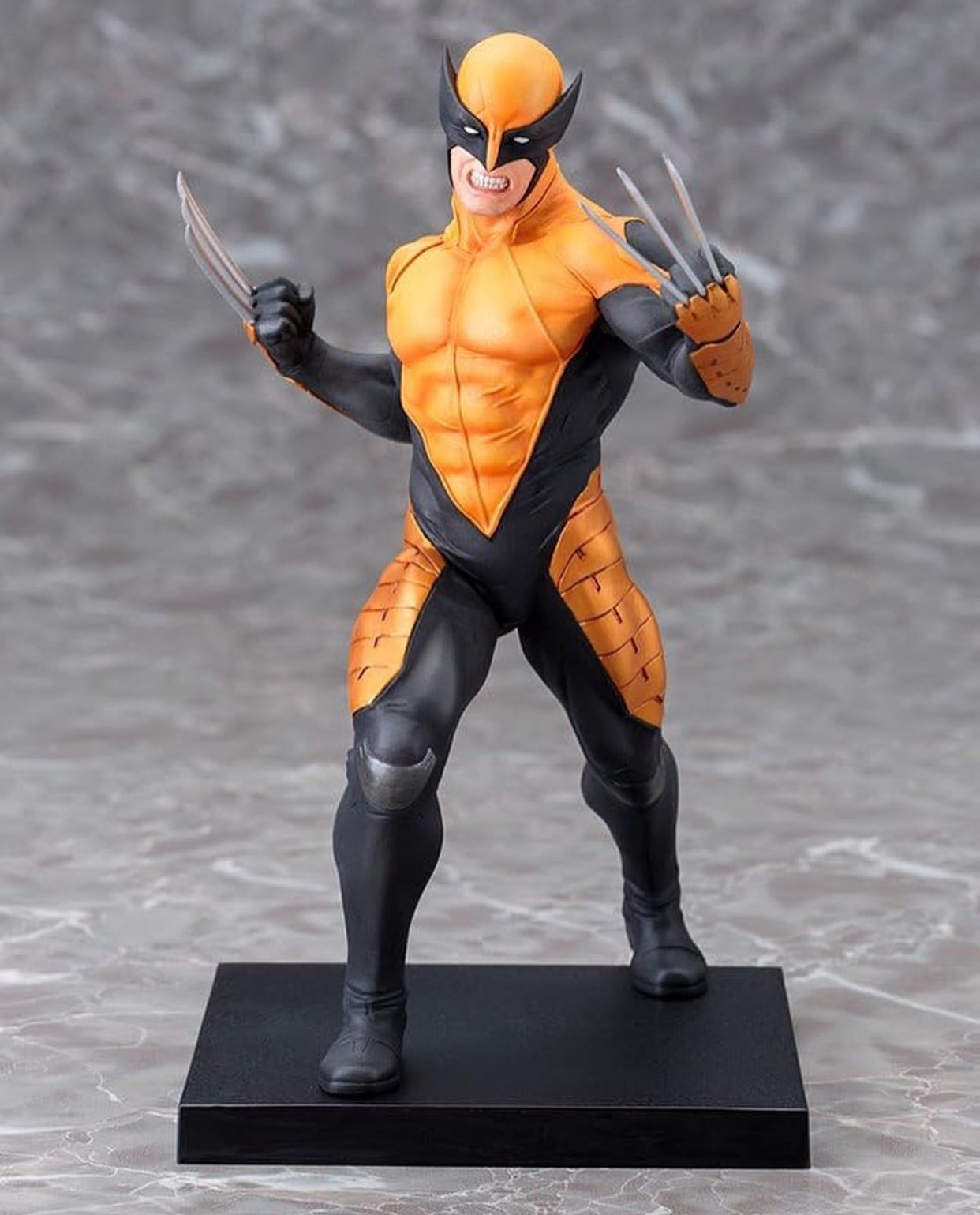 مجسمه وولورین wolverine