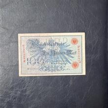 100