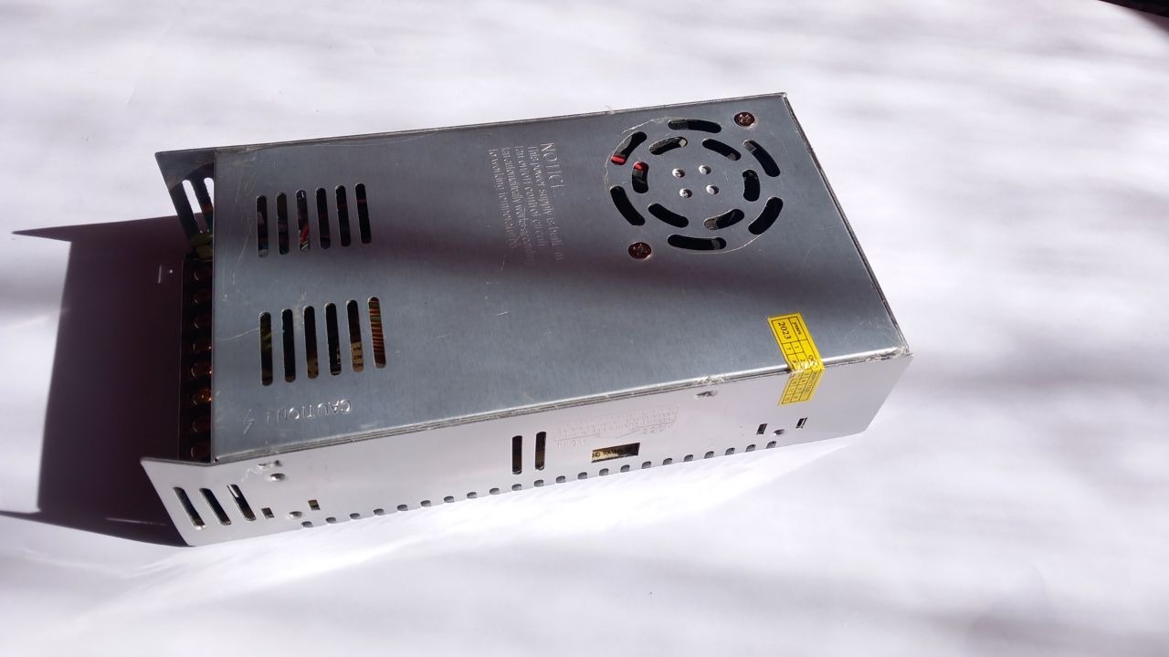 منبع تغذیه سوئیچینگ 24 وات 15 آمپر