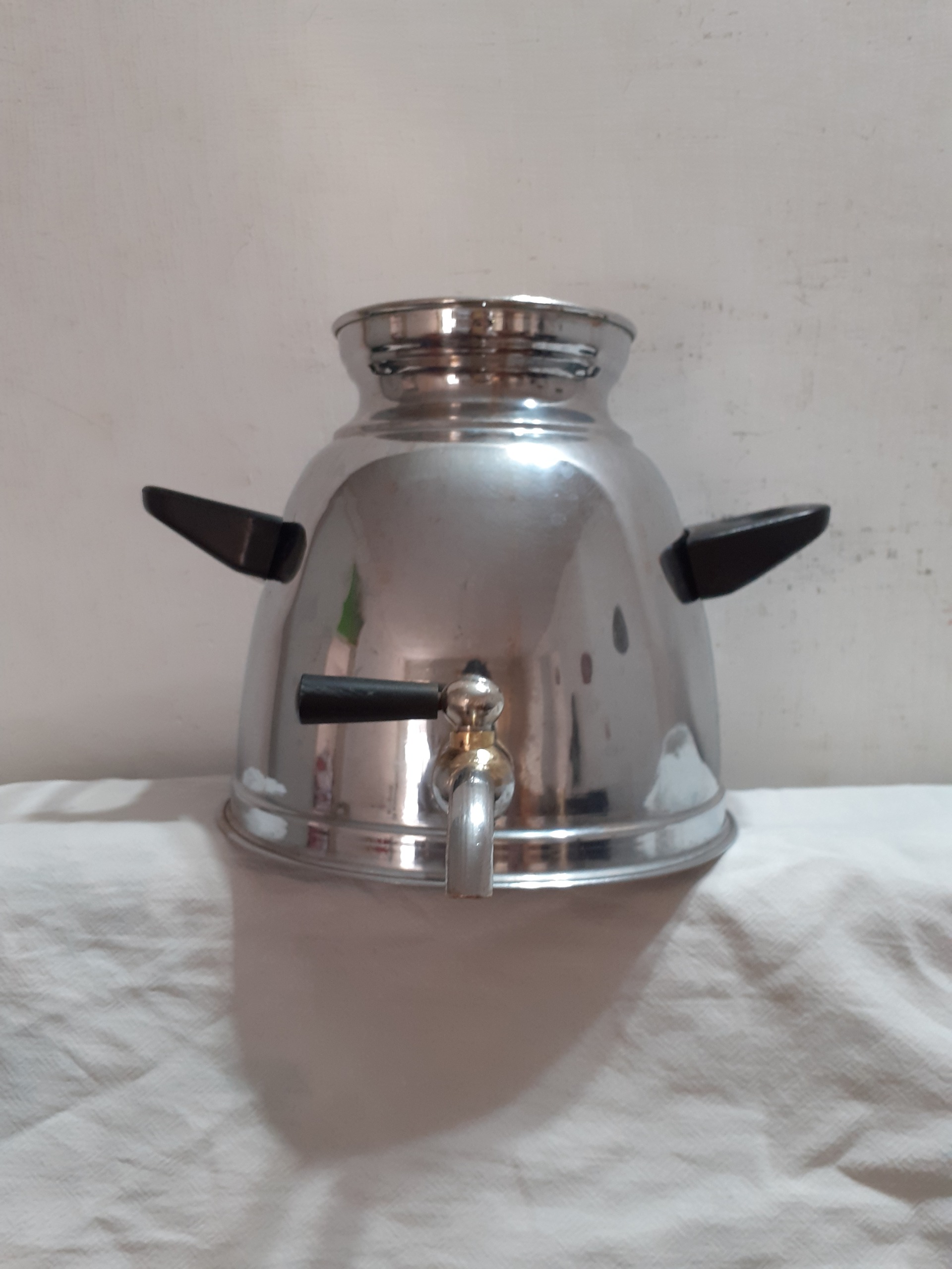 سماور 3 لیتری روگازی برنجی (توضیحات بخونید $130
