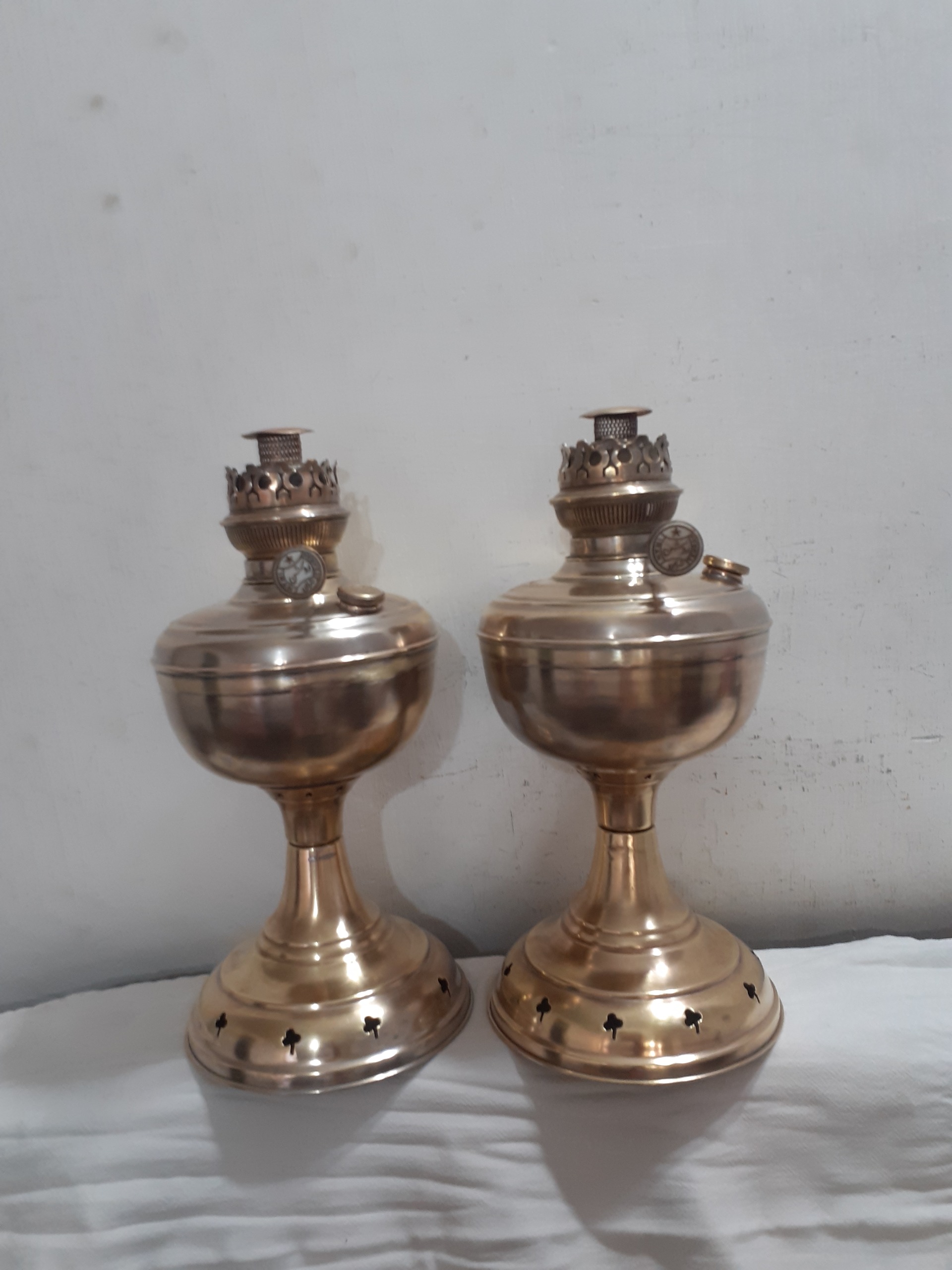 یک جفت چراغ گرد سوز مارک روشن دوره پهلوی