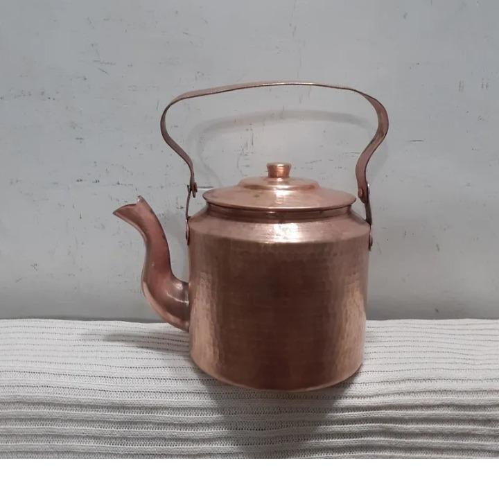 کتری مسی دستساز چکشی ظرفیت 1/5  لیتری مطابق تصویر