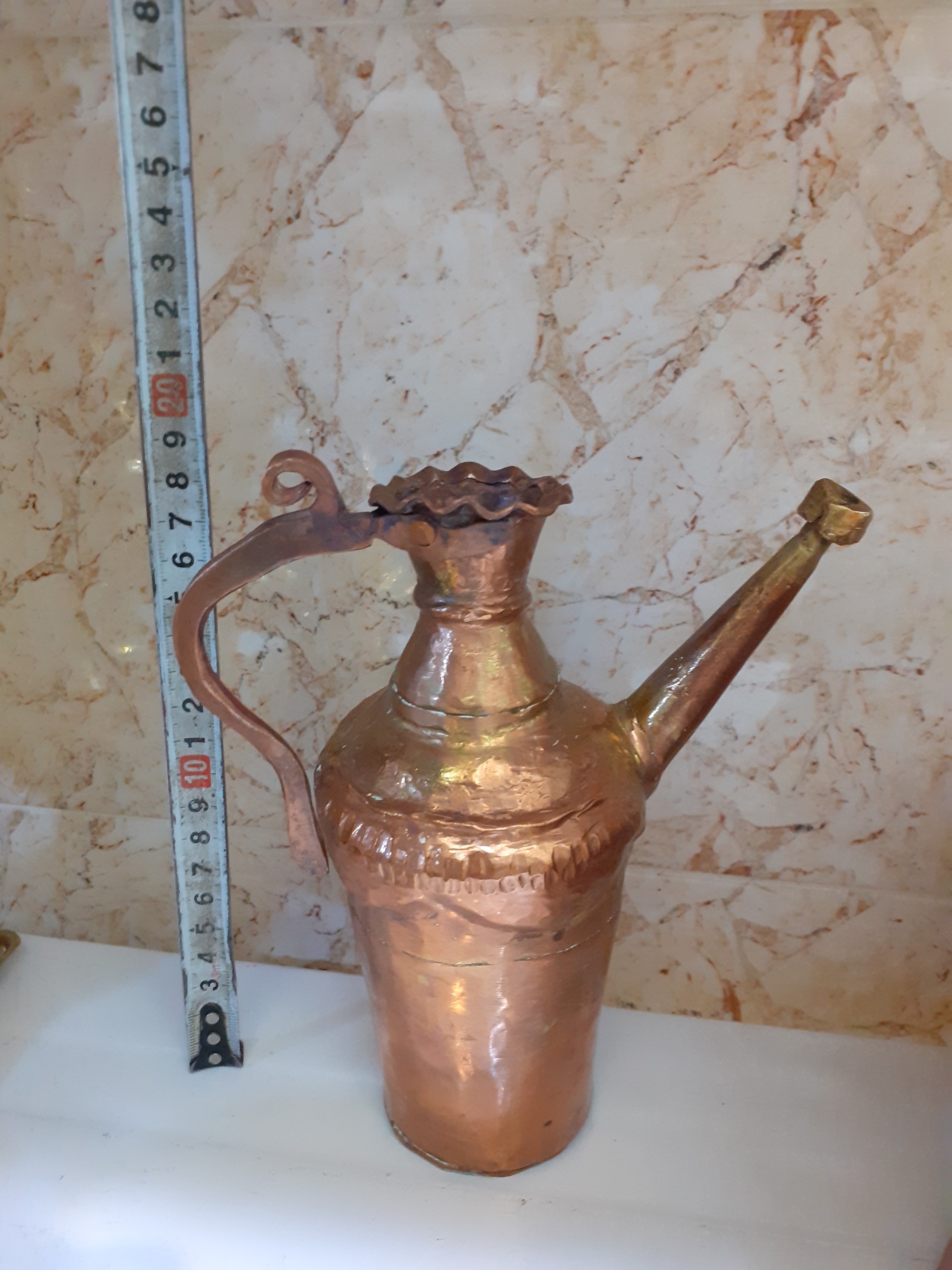 افتابه 20 سانتی نعل دار دستساز چکشی مسی دکوری