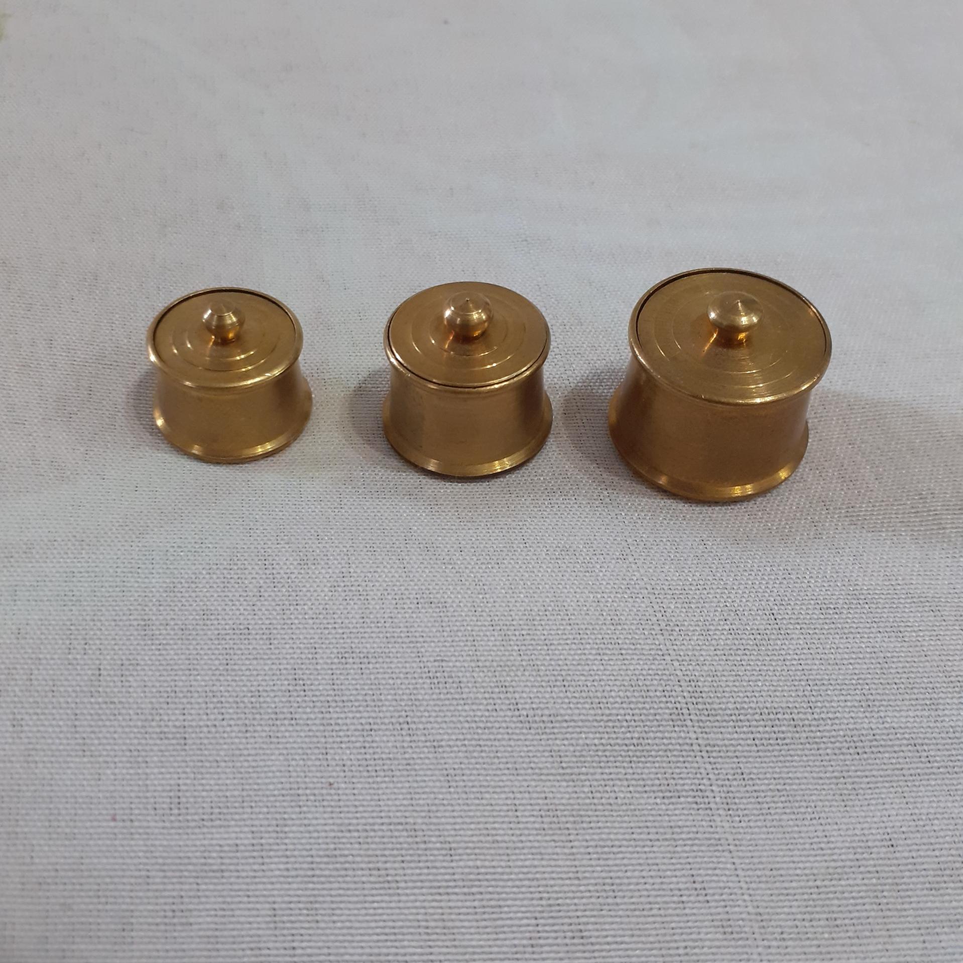 3 تا قابلمه خارجی تمام برنجی دکوری کوچک بسیار زیبا