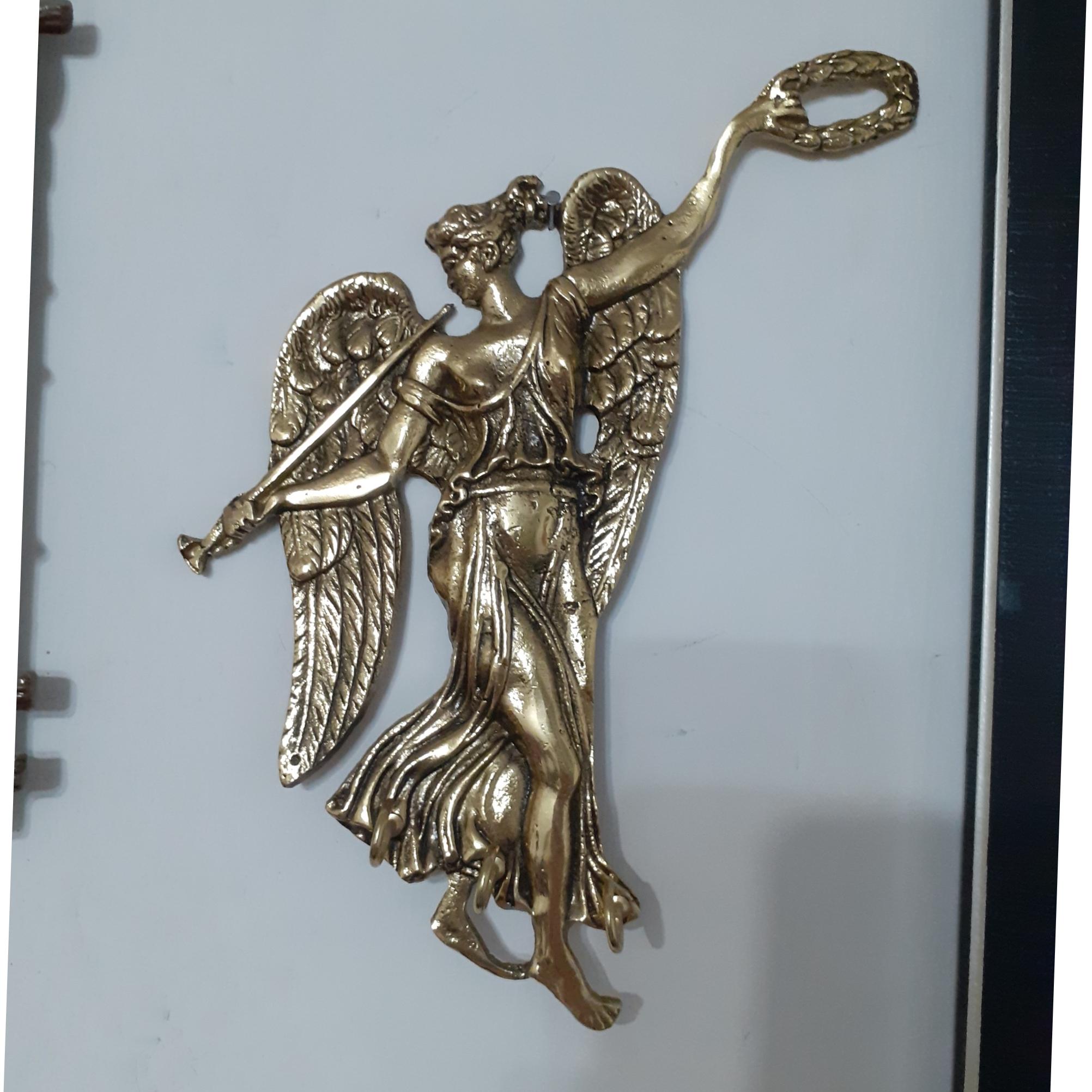 جاکلیدی دیواری تمام برنجی کار شرکت تک ریزان