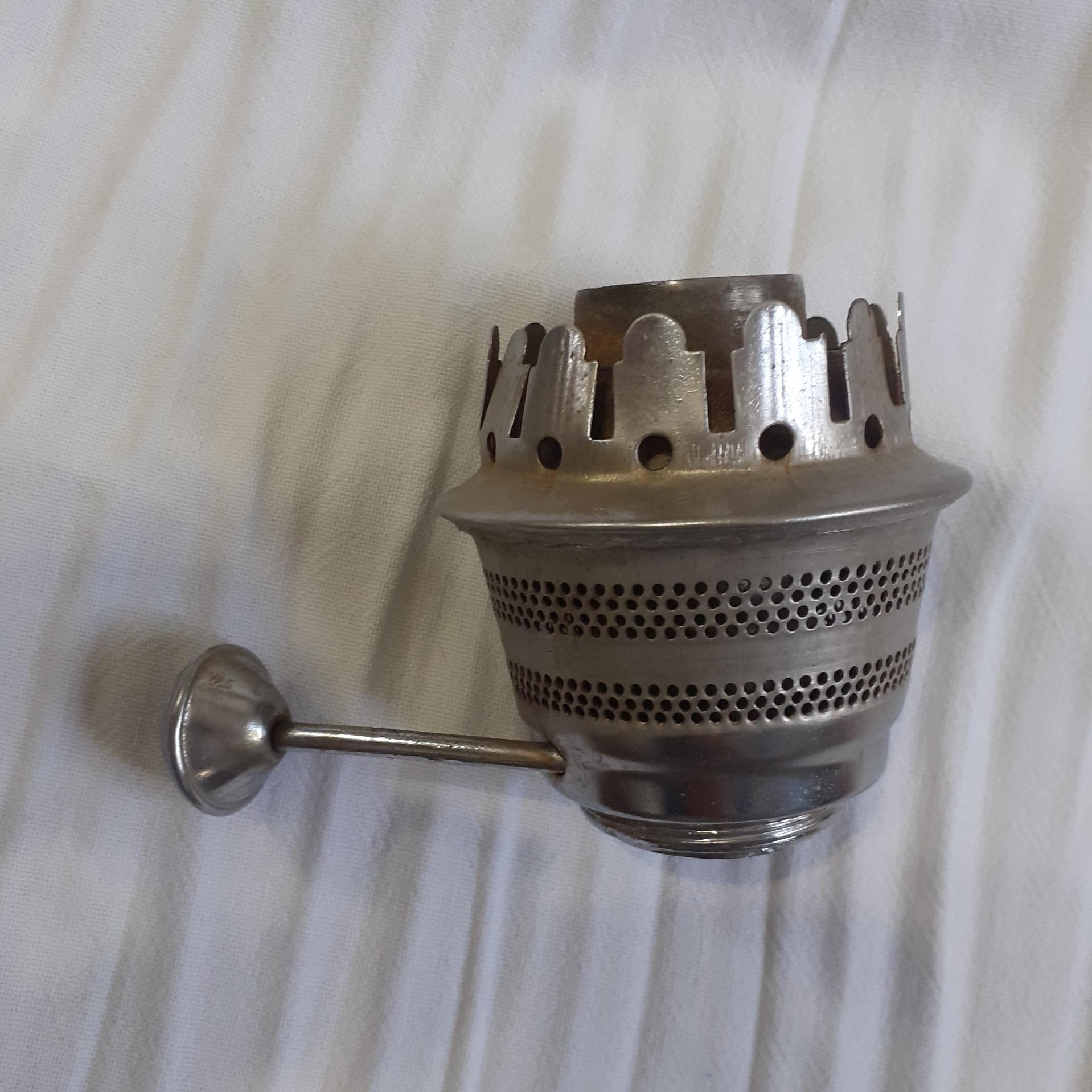 موتور چراغ گرد سوز قدیمی سالم مطابق تصویر