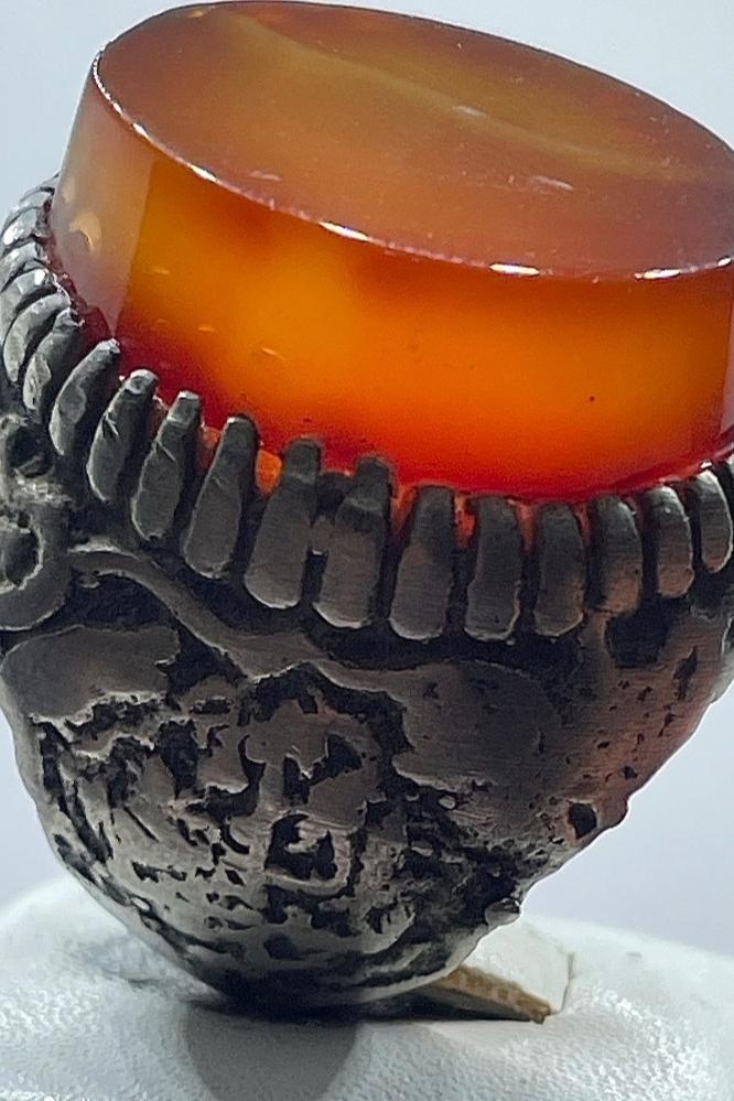 انگشتر عقیق پرتغالی یمن تراش قطعی رکاب قدیم925