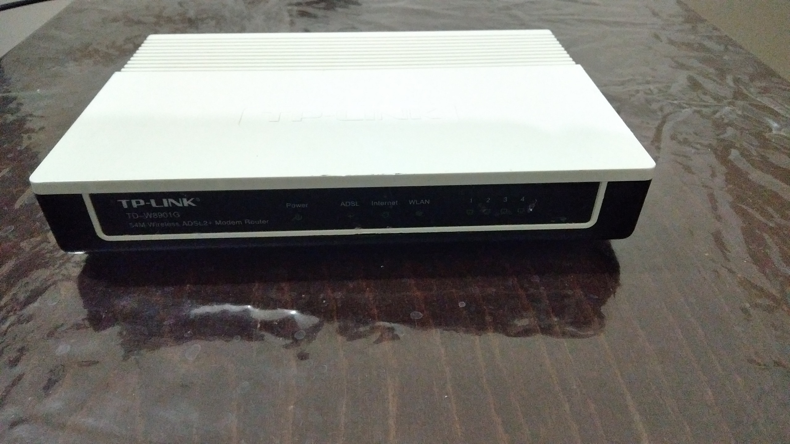 مودم تی پی لینک مدل TD-W8901G سالم لطفا توضیحات
