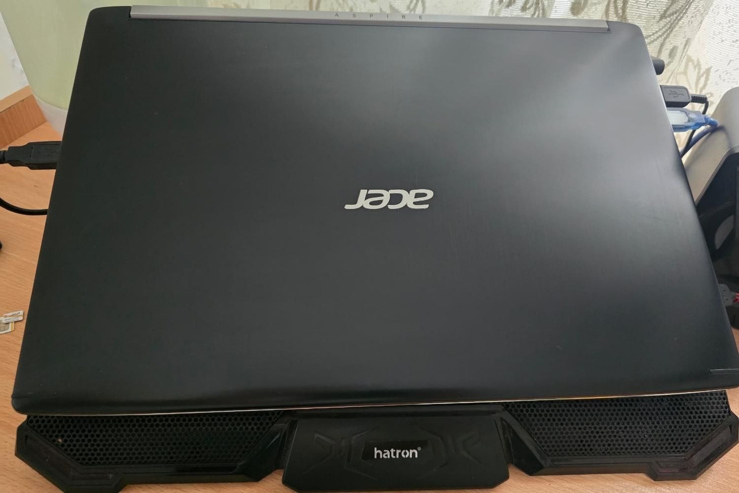 لپ تاپ Acer Aspire 7 بسیار تمیز و کمکار