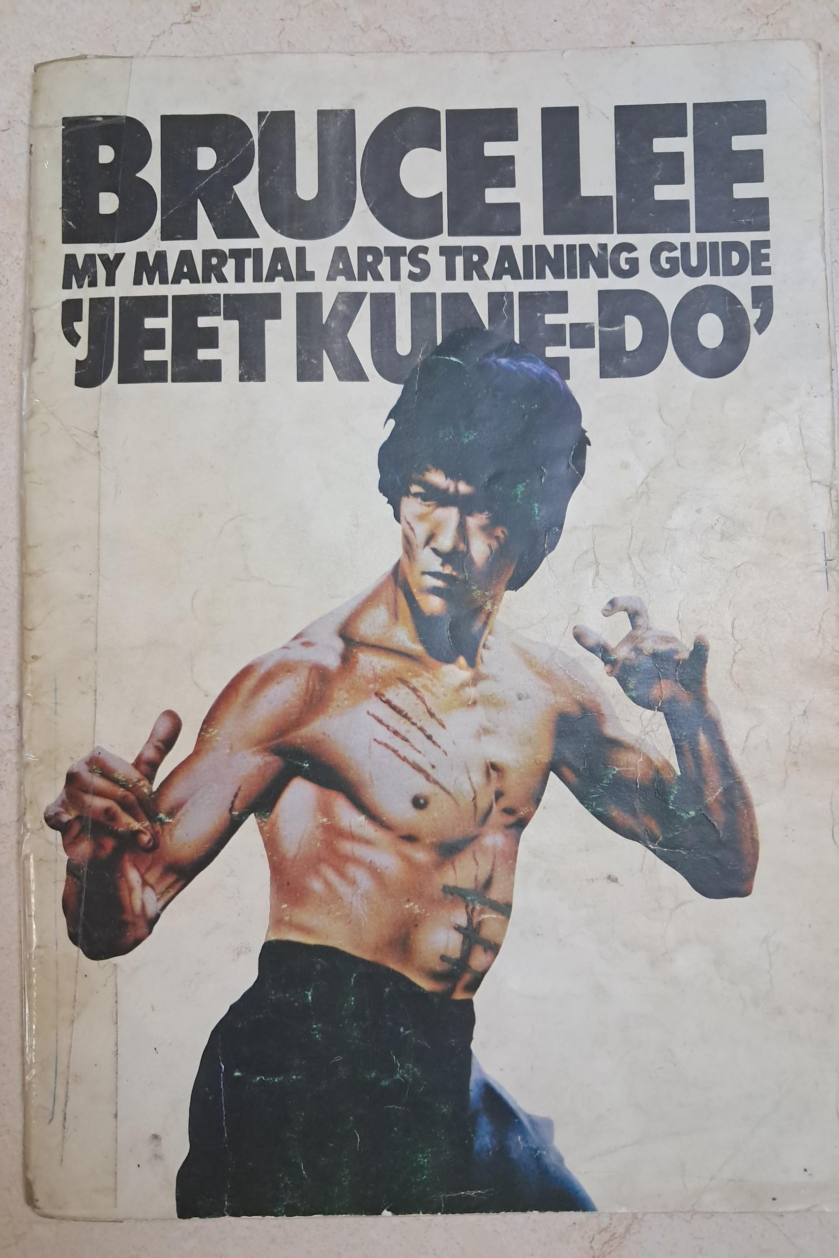 مجله ارزشمند مصور بروس لی BRUCE LEE - جیت کان دو