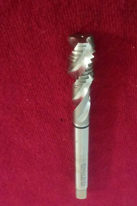 قلاویز ماشینی M12 گام175 برندYG